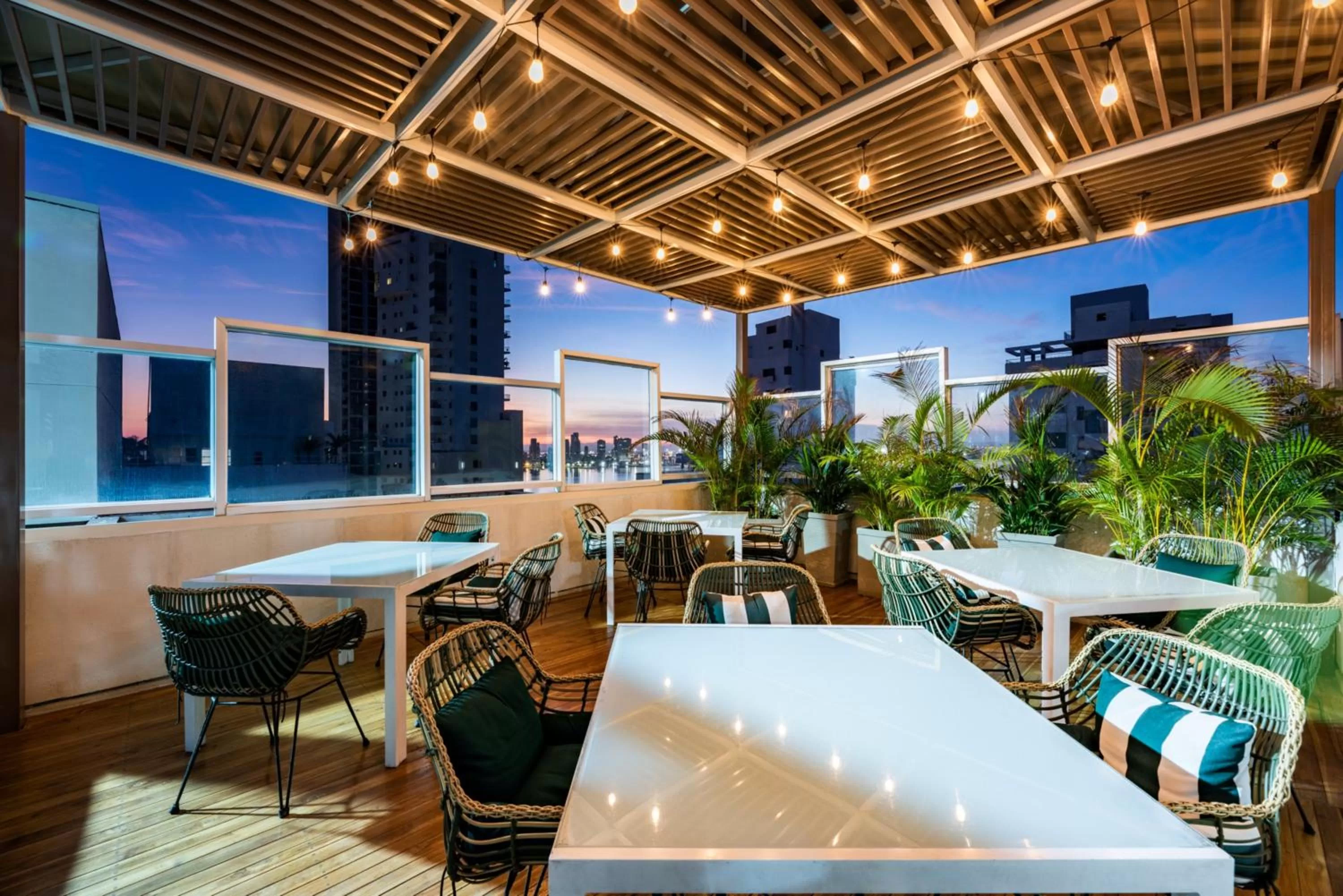 Property building in Holiday Inn Express - Cartagena Bocagrande by IHG