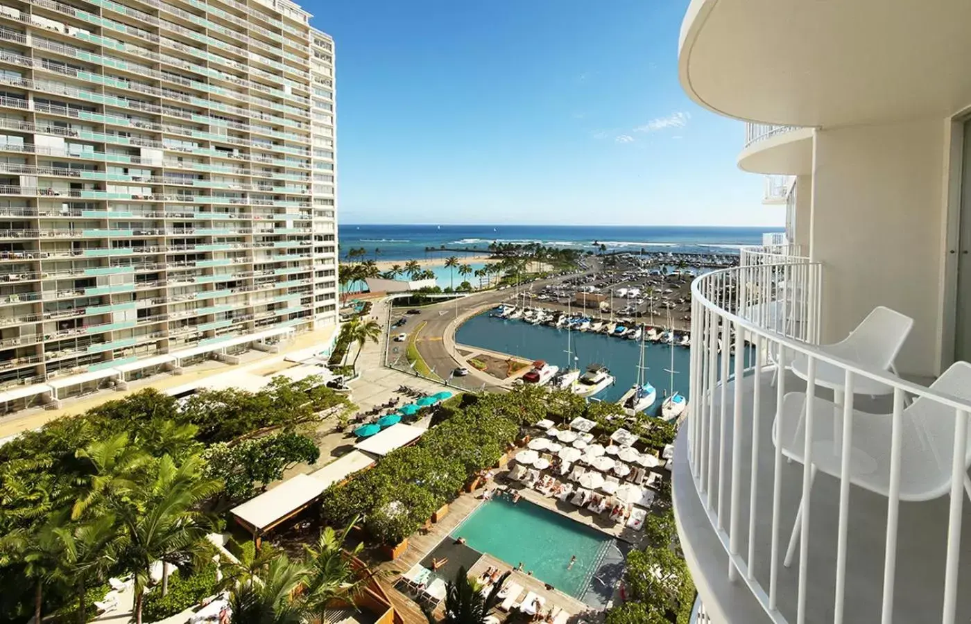 View (from property/room), Pool View in Hilton Vacation Club The Modern Honolulu