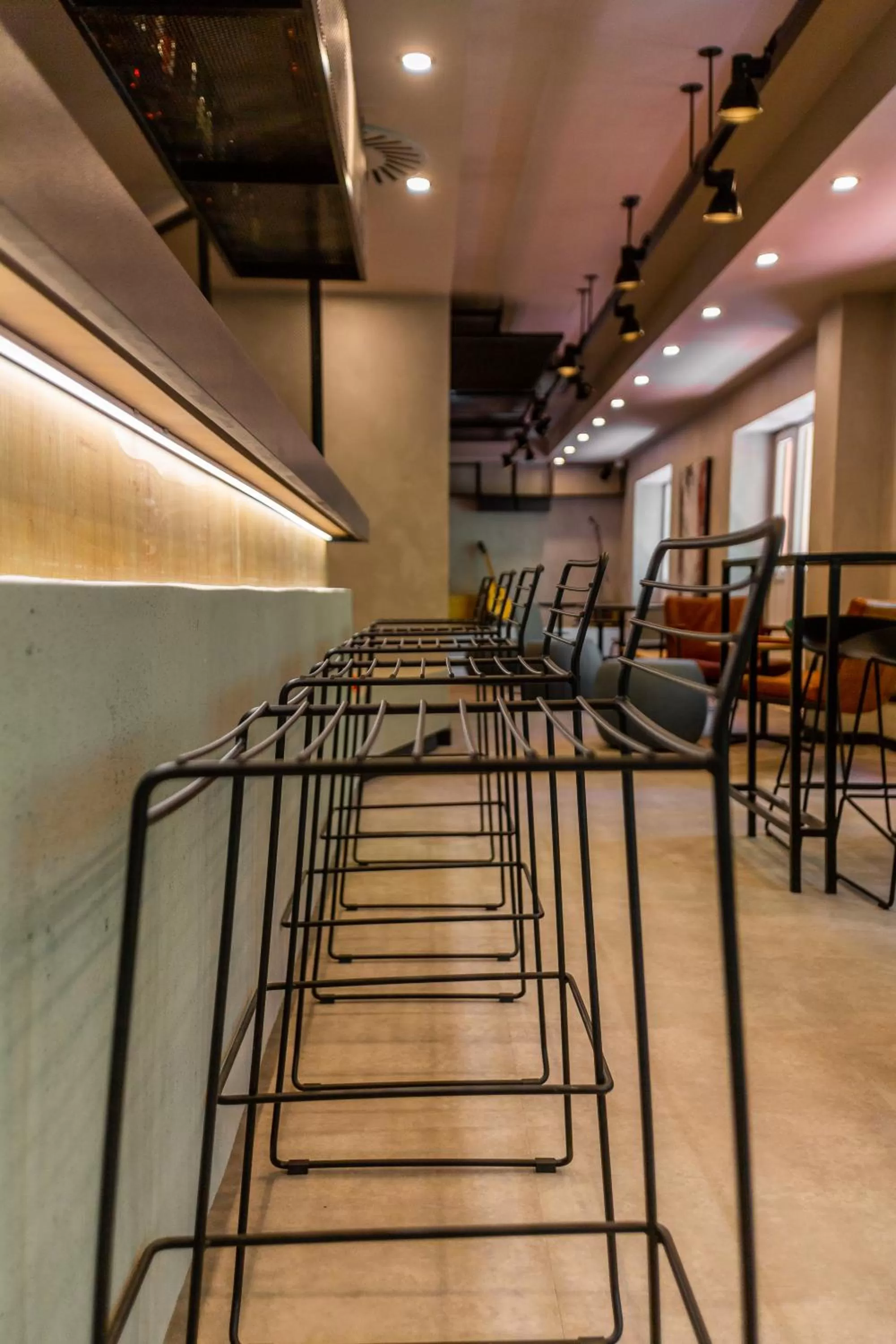 Lounge or bar in ibis Porto Centro Mercado Bolhao