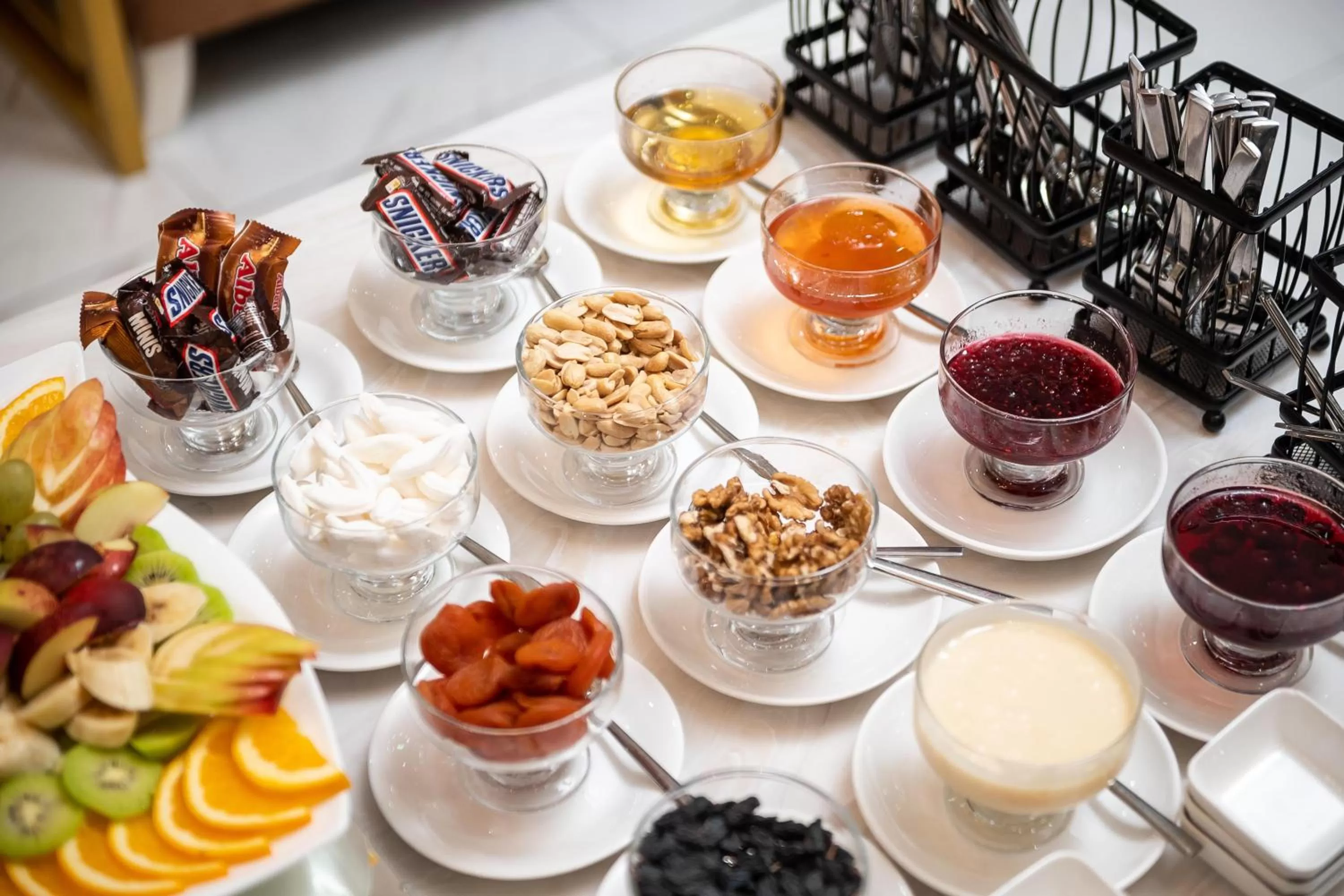 Buffet breakfast in Tauke Khan Plaza