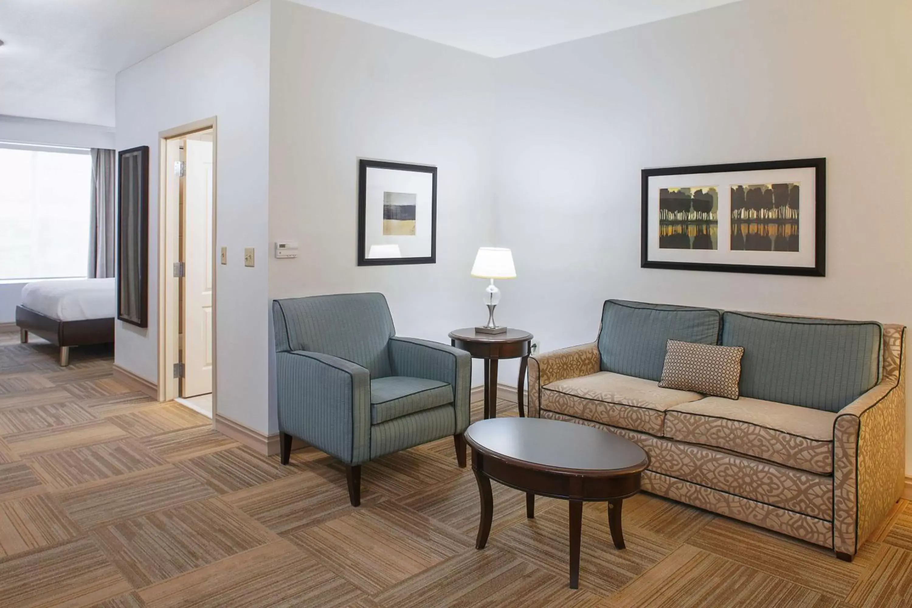 Living room, Seating Area in Hilton Garden Inn Jonesboro