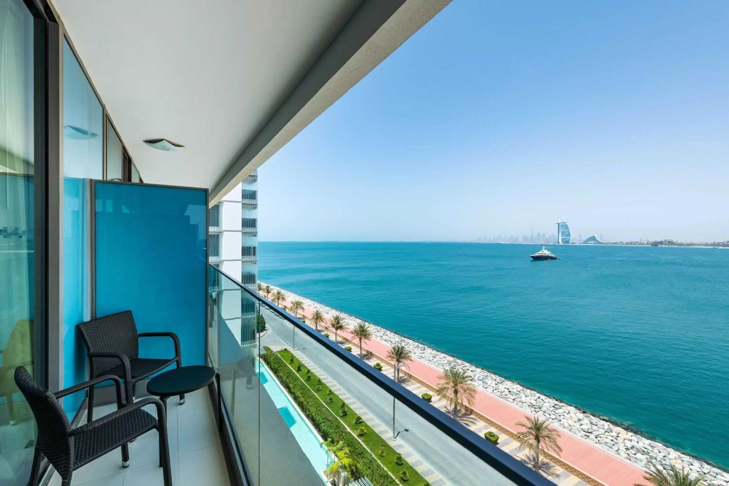 Photo of the whole room, Sea View in Aloft Palm Jumeirah