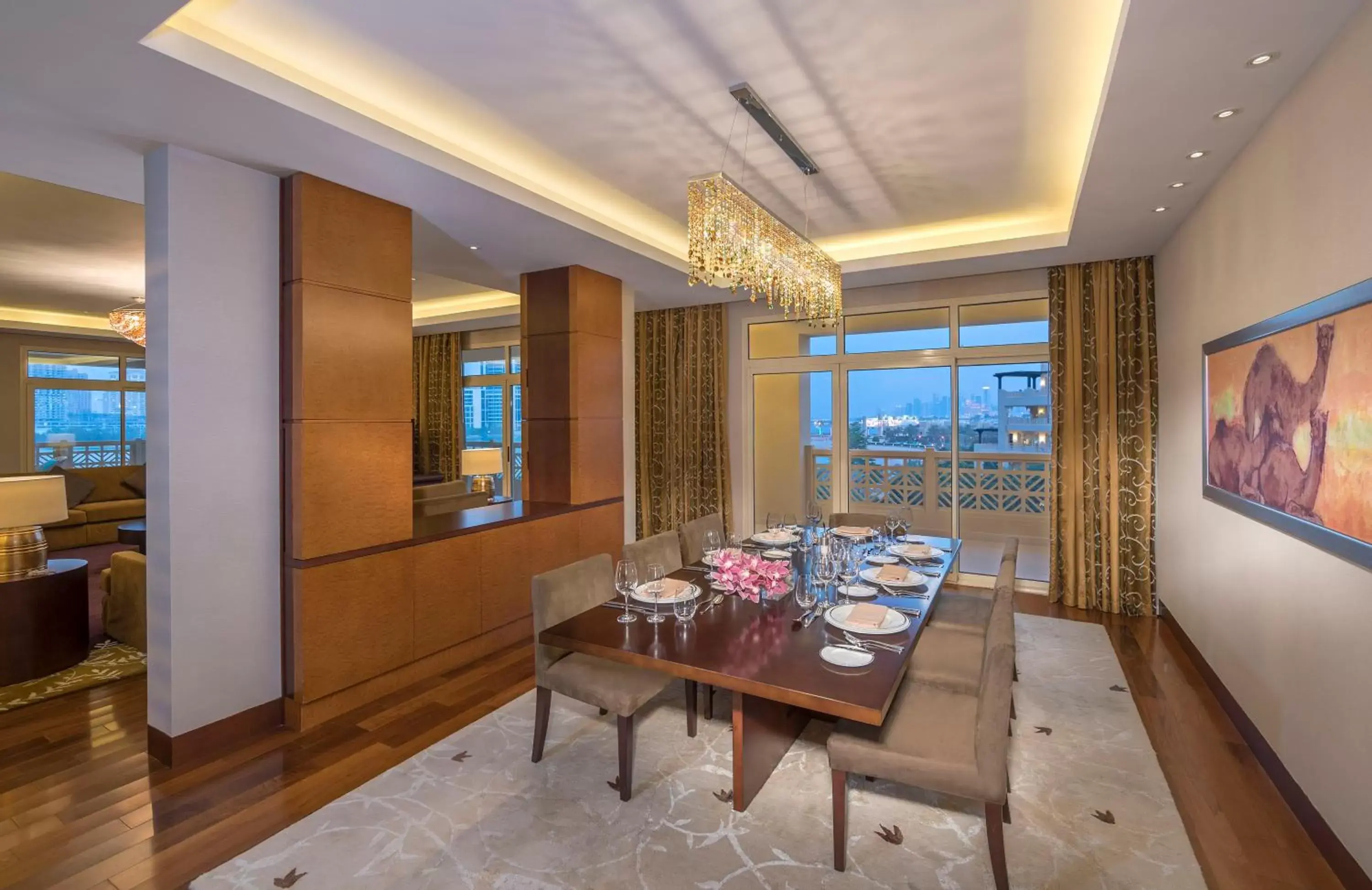 Dining area in Grand Hyatt Doha Hotel & Villas