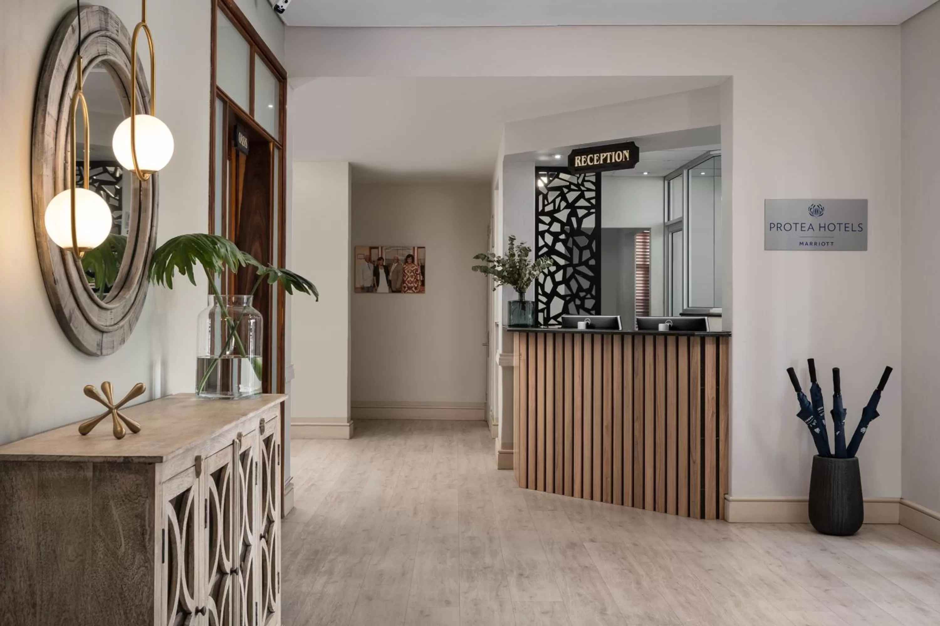 Lobby or reception in Protea Hotel by Marriott Walvis Bay Indongo