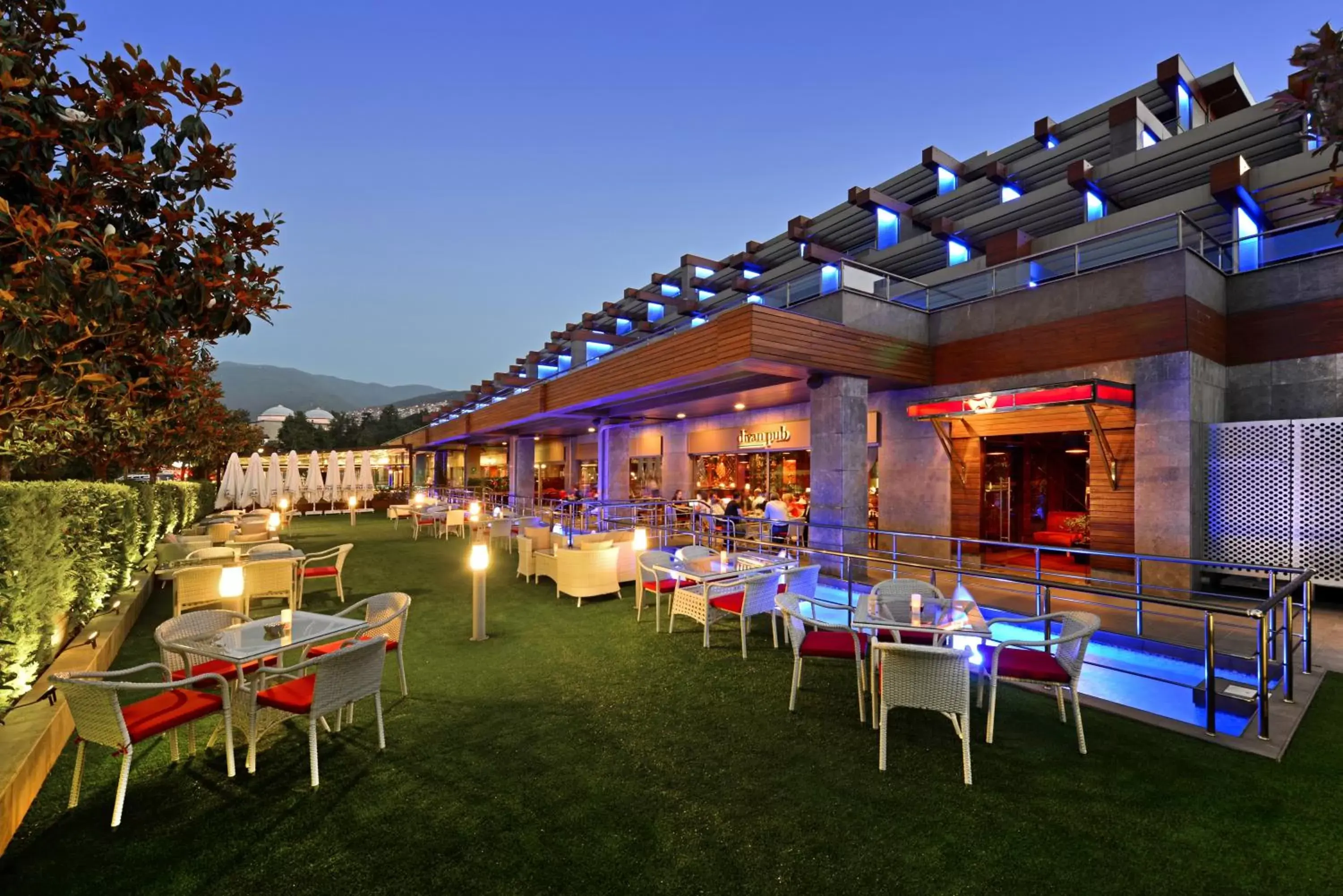 Garden, Restaurant/Places to Eat in Divan Bursa