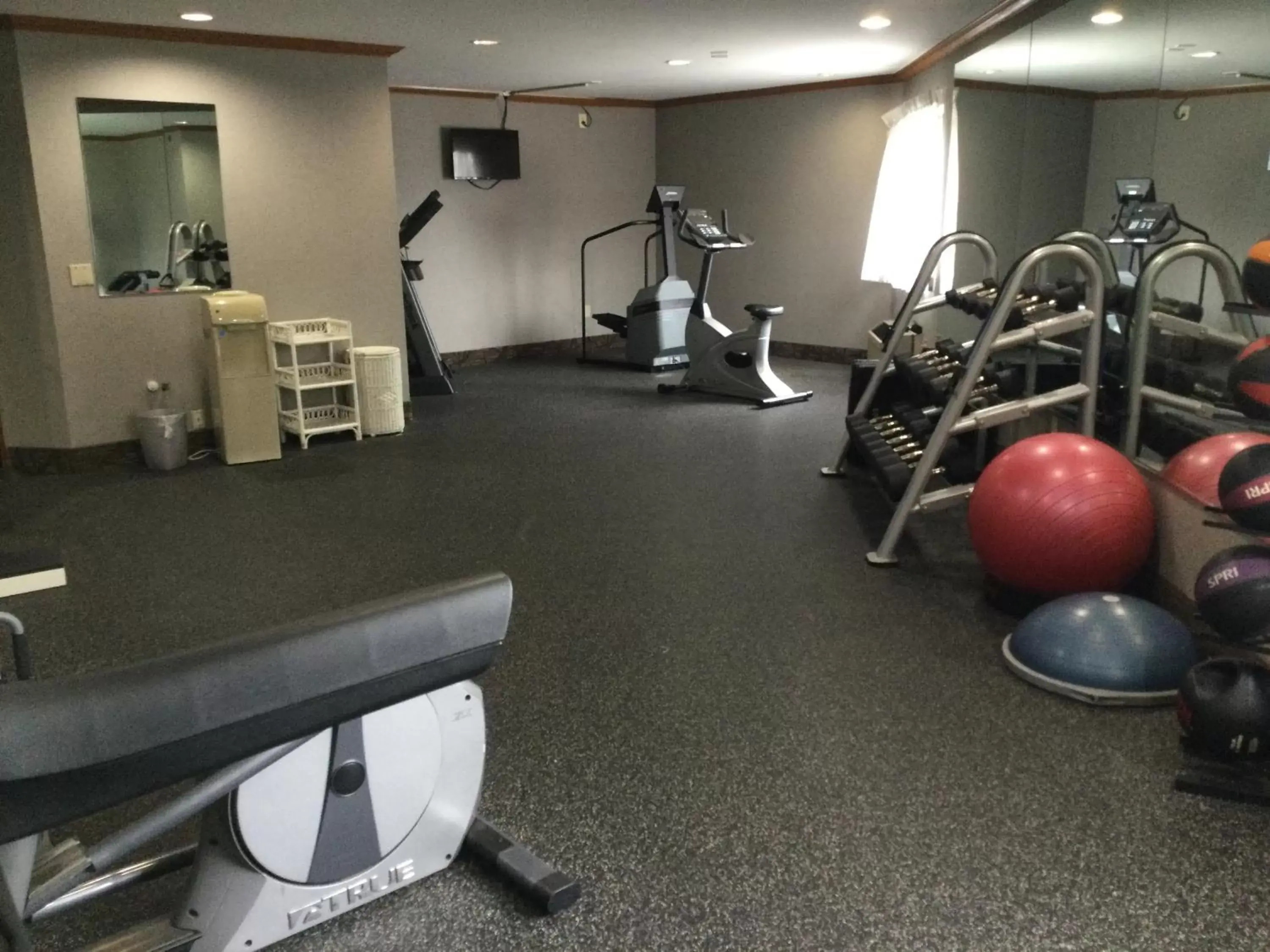 Fitness centre/facilities in Wingate by Wyndham Brighton Fitness centre/facilities in Wingate by Wyndham Brighton