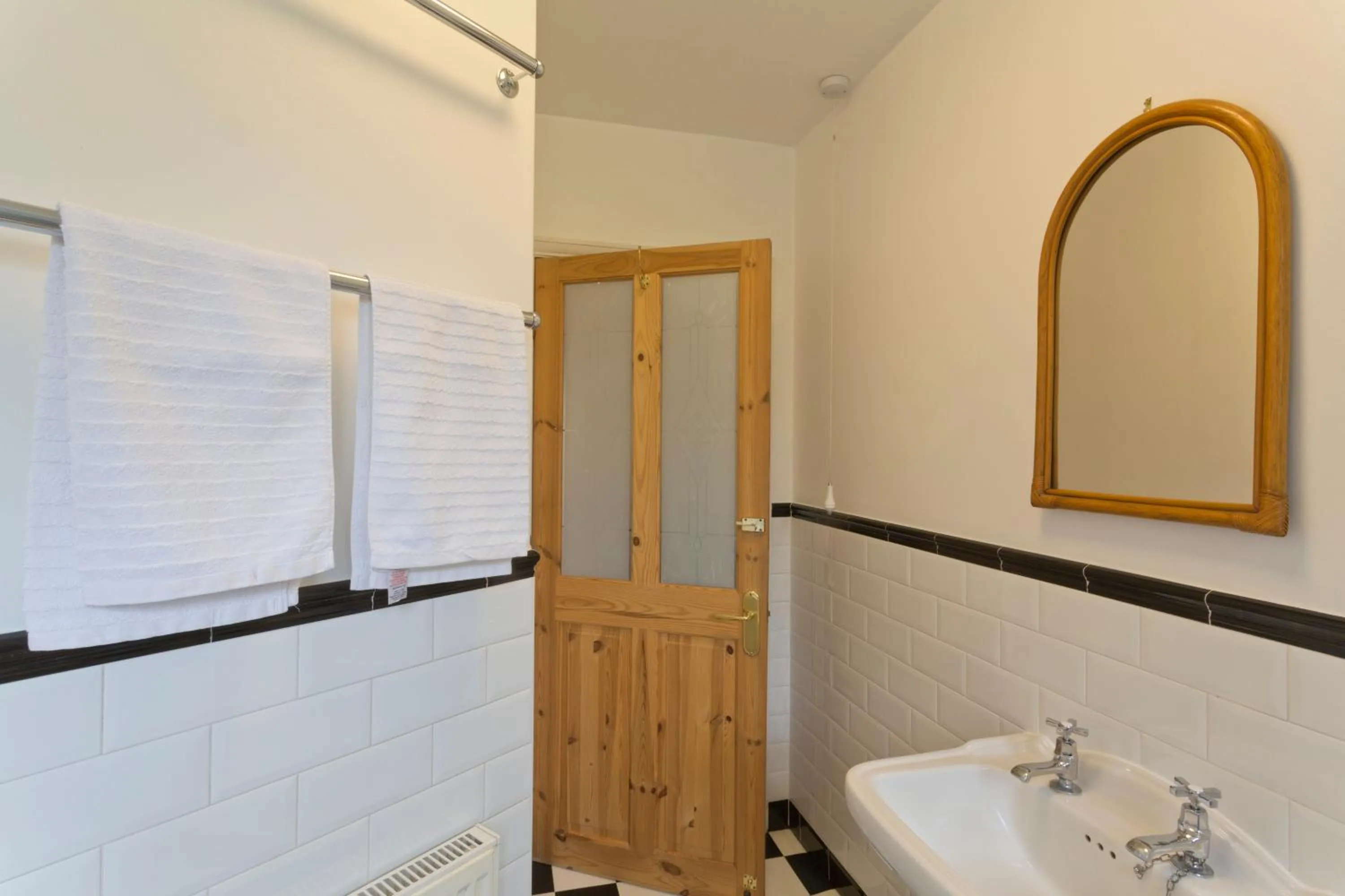 Bathroom in Poplar House Serviced Apartments