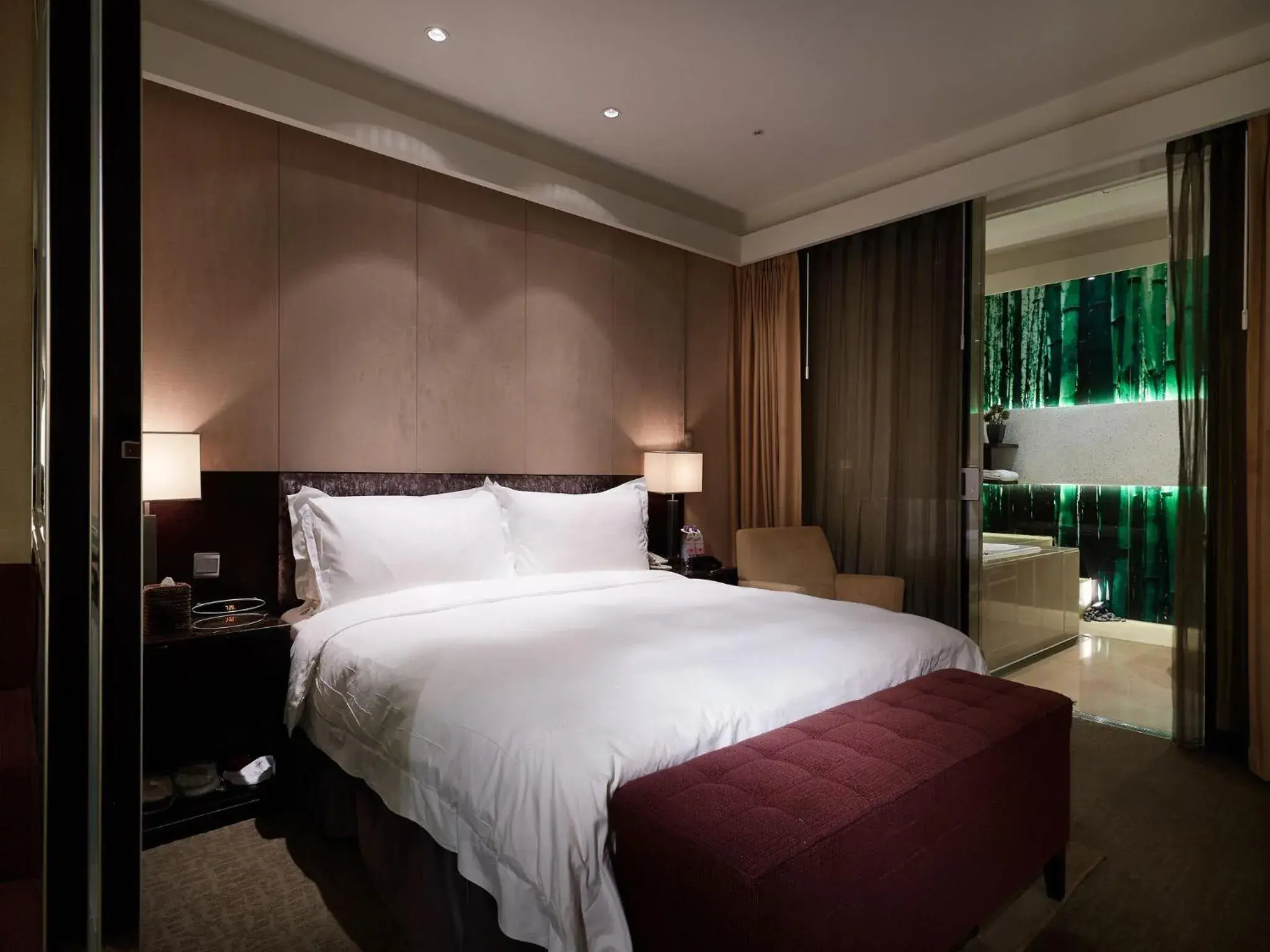 Photo of the whole room, Bed in Tango Hotel Taipei Xinyi