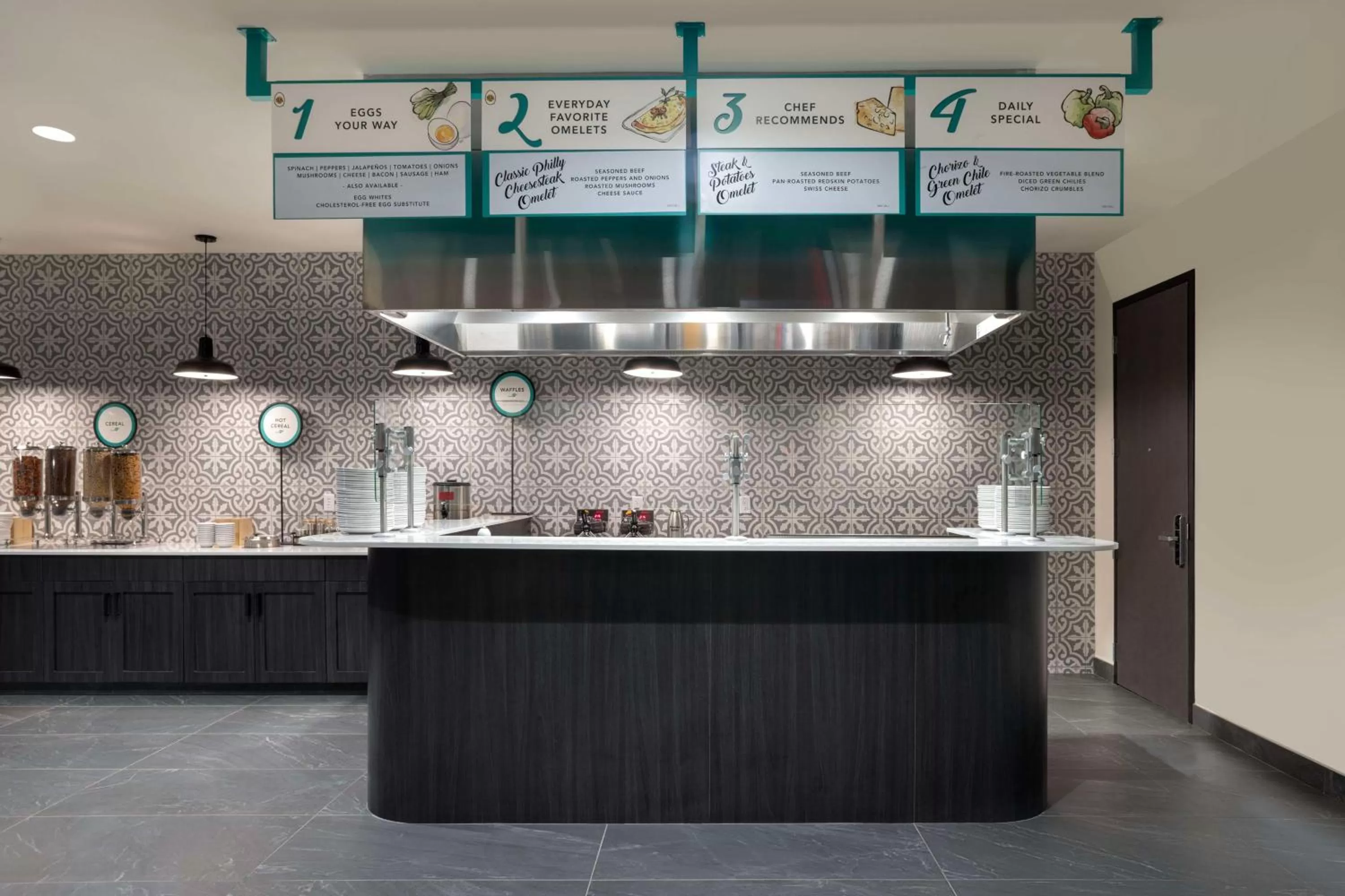 Breakfast in Embassy Suites By Hilton Bowling Green