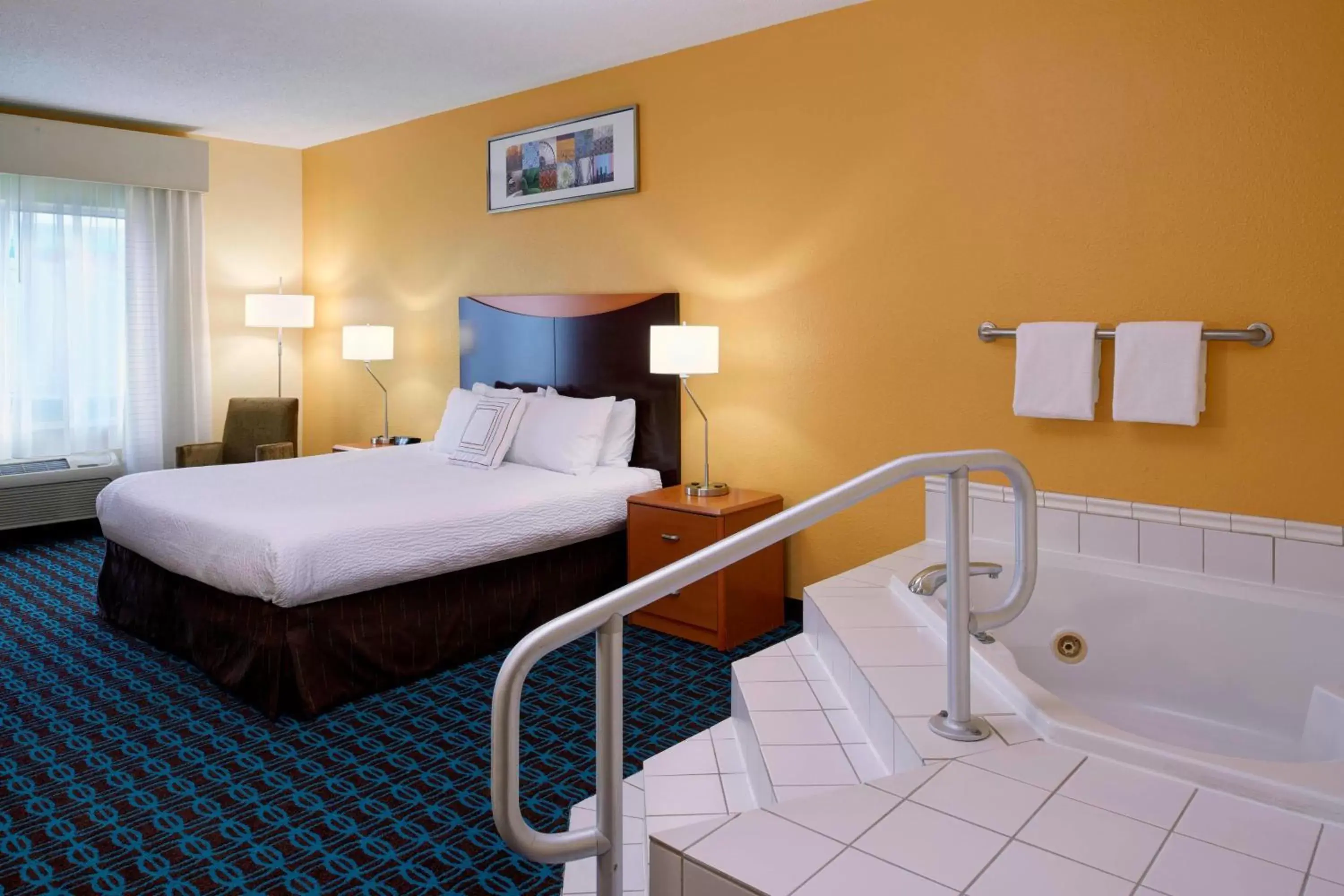 Photo of the whole room, Bed in Fairfield Inn by Marriott Richmond