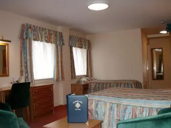 Photo of the whole room, Bed in Louisa Lodge & Purbeck House Hotel