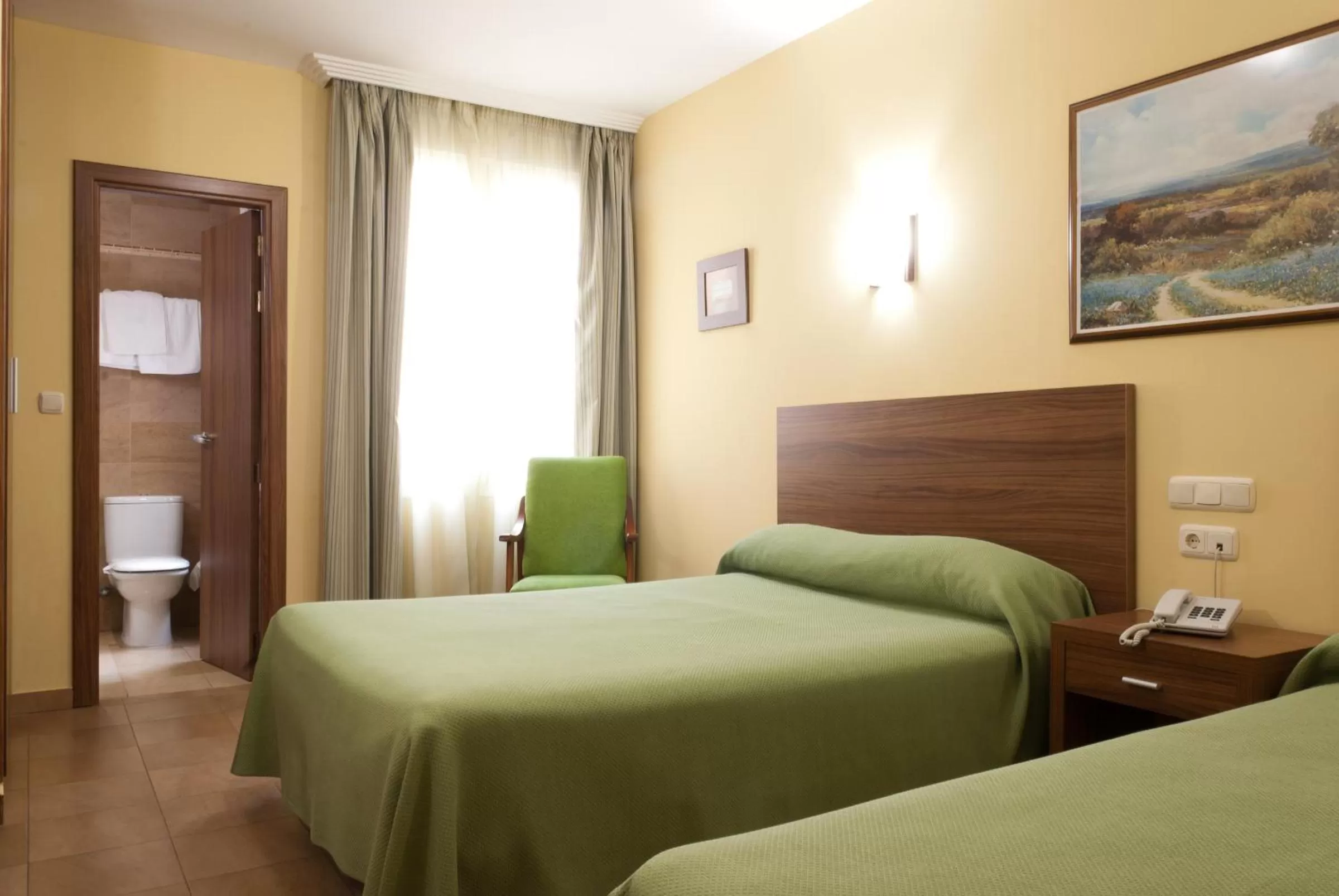 Photo of the whole room, Bed in Hotel Hidalgo Quijada