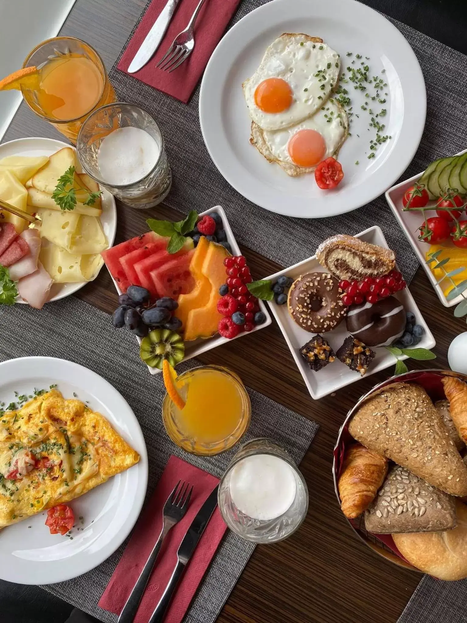 Food, Breakfast in Best Western Plus Plaza Hotel Graz