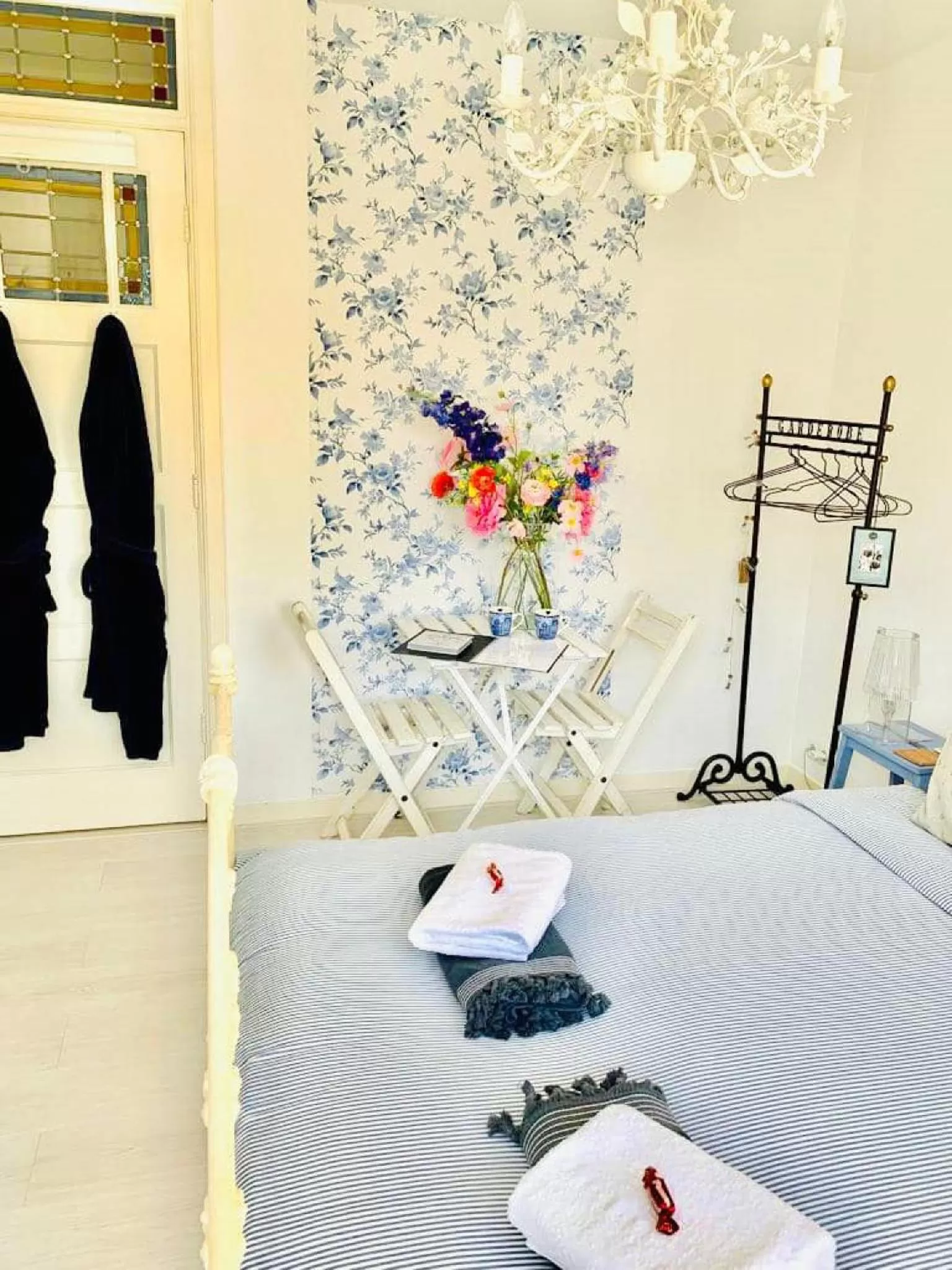 Bed in Bed & Breakfast Jo Amsterdam