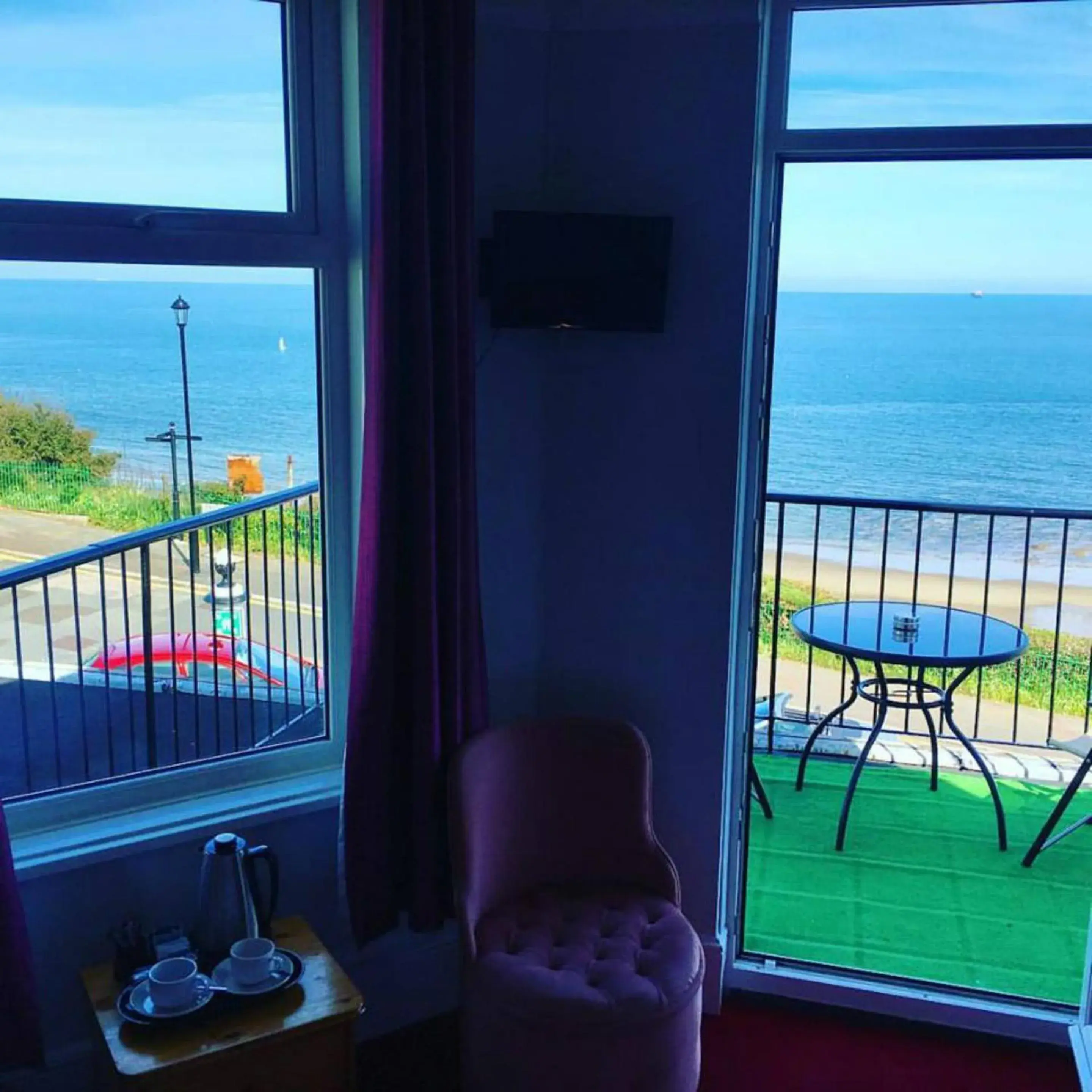 Balcony/Terrace, Sea View in Harrow Lodge Hotel