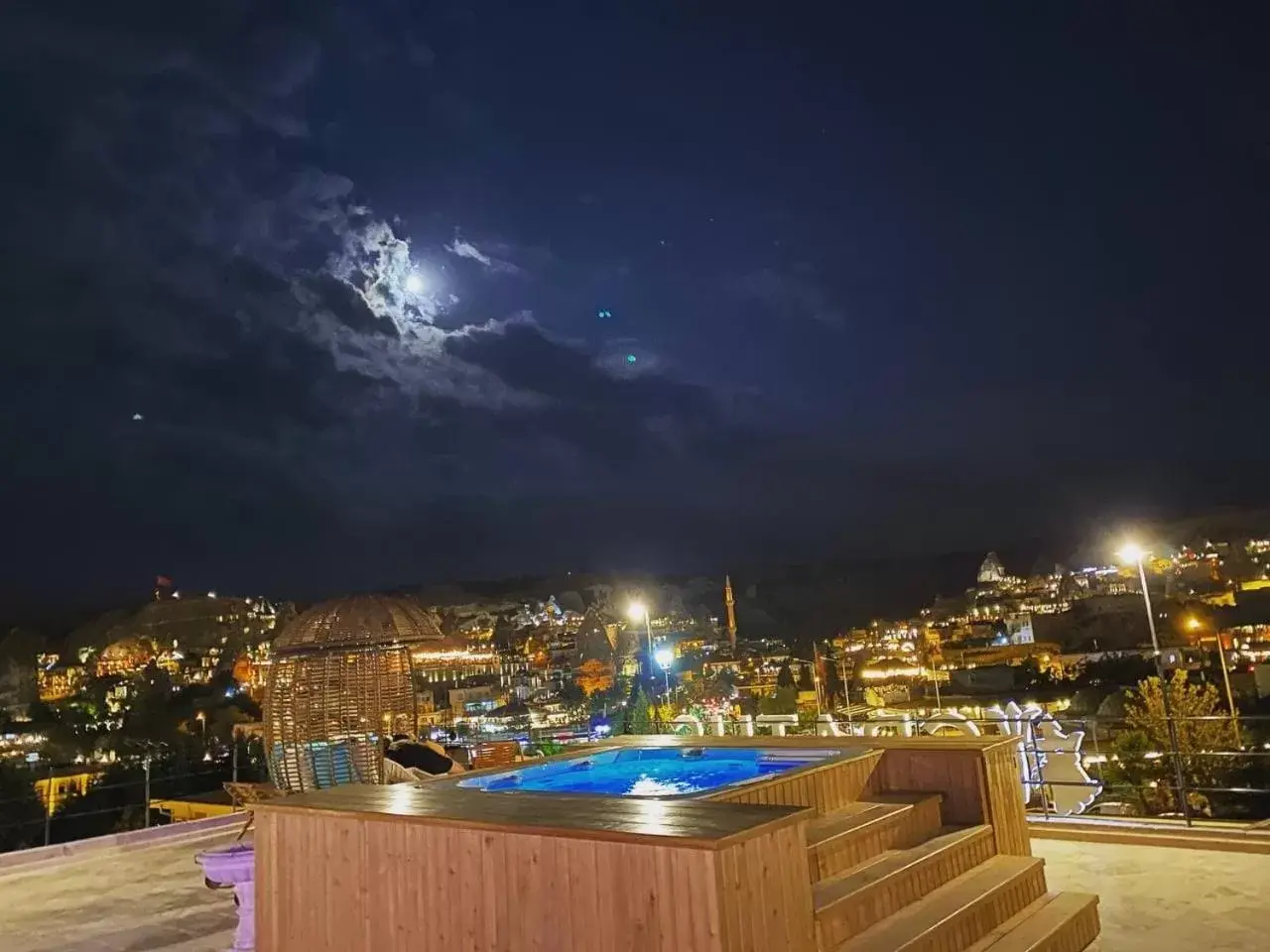 City view in Cratus Stone Palace City view in Cratus Stone Palace