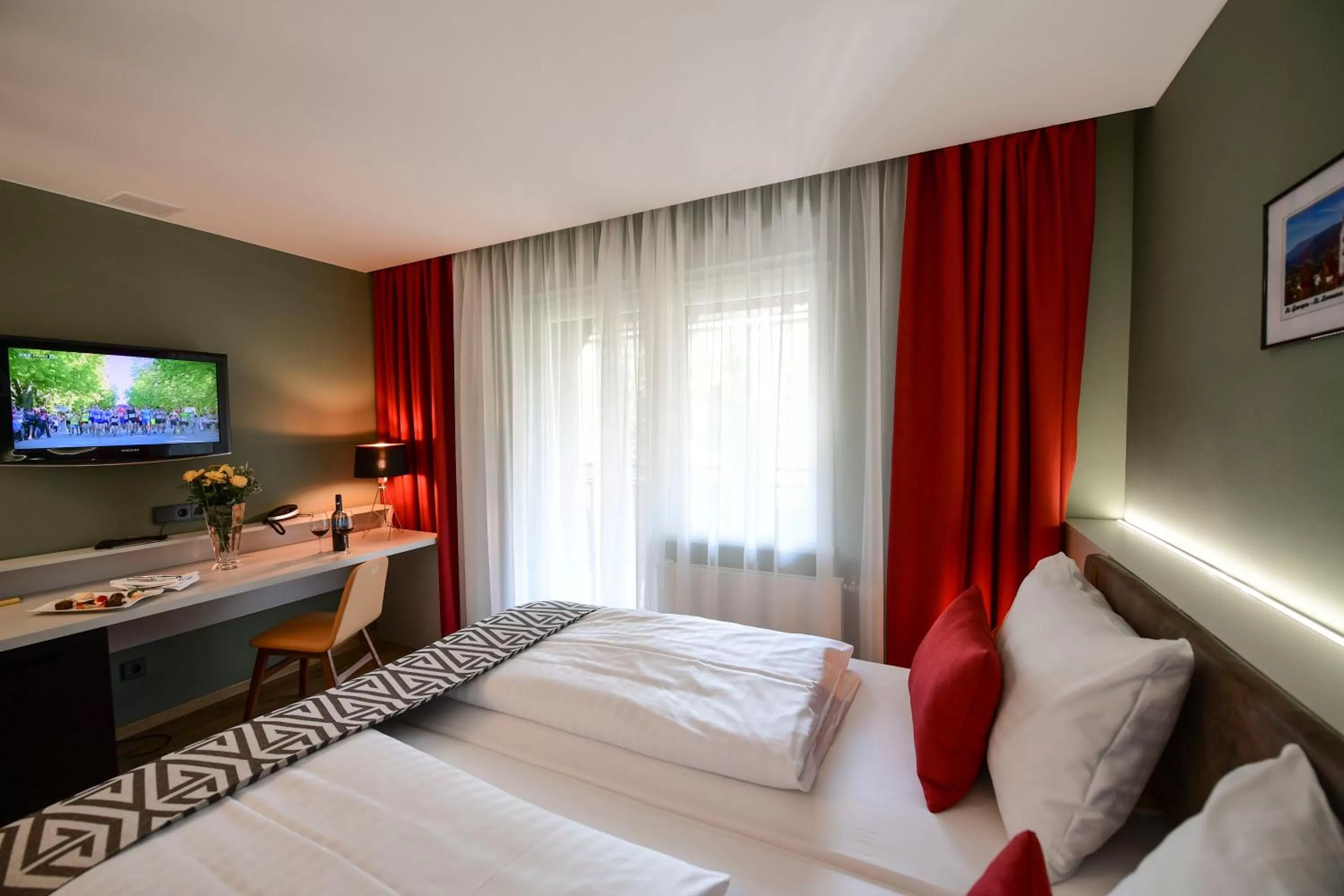 Photo of the whole room, Bed in Hotel Alpenblick Kreischberg