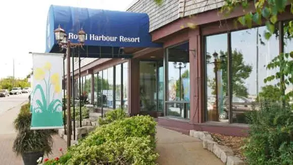Facade/entrance in Royal Harbour Resort