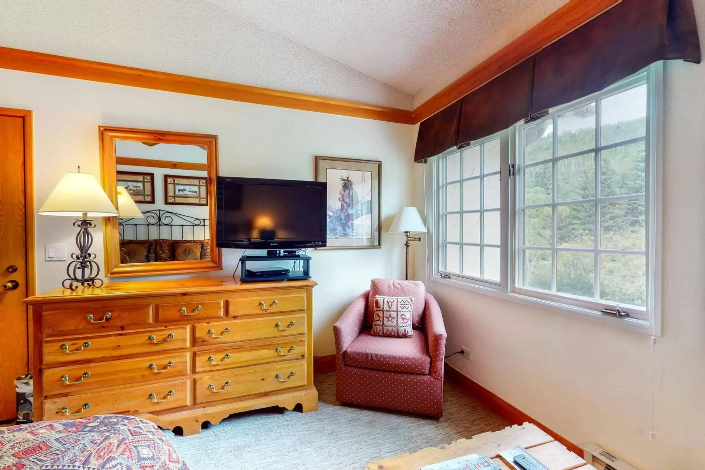 TV/Entertainment Center in The Charter at Beaver Creek