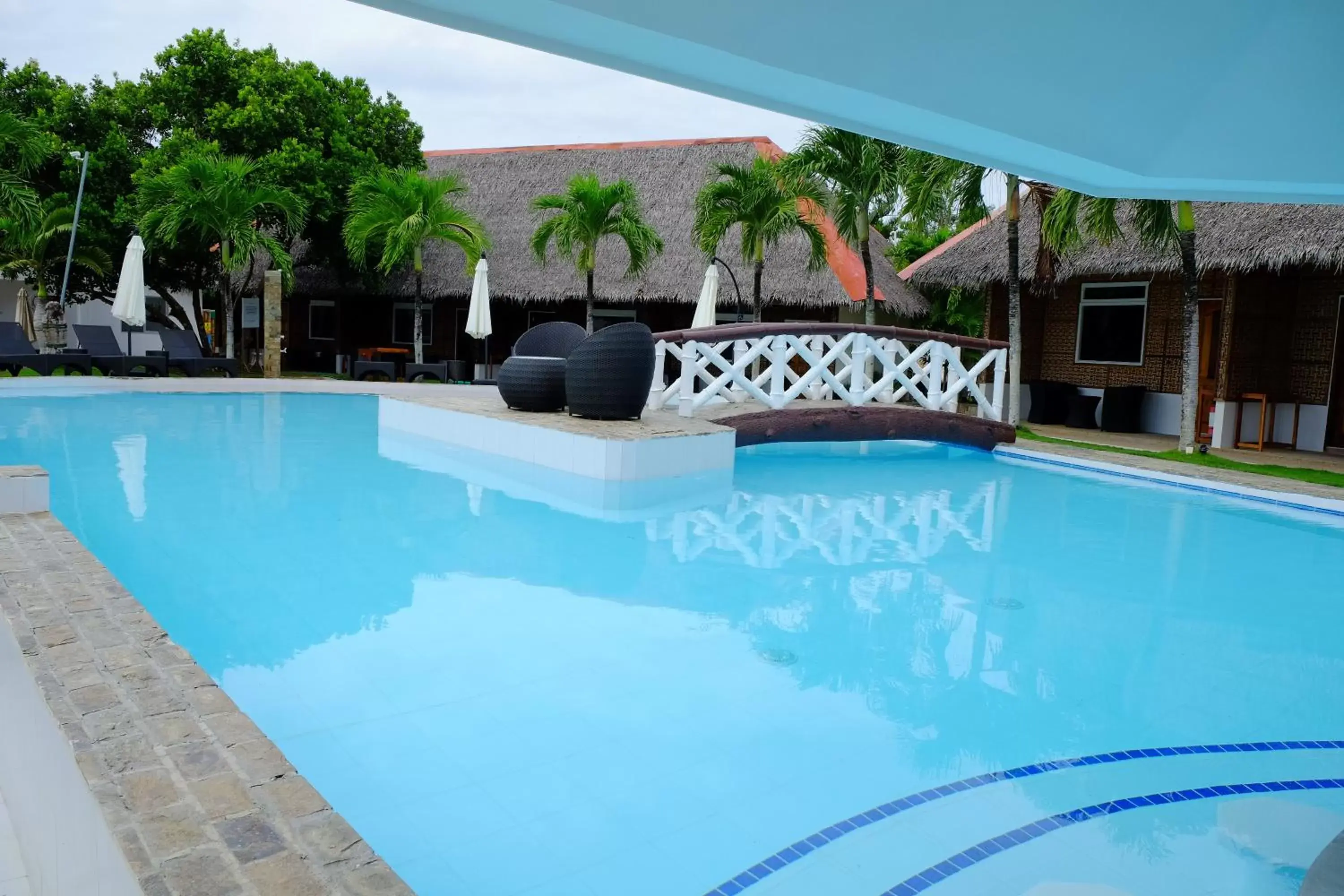 Swimming Pool in Cliffside Resort