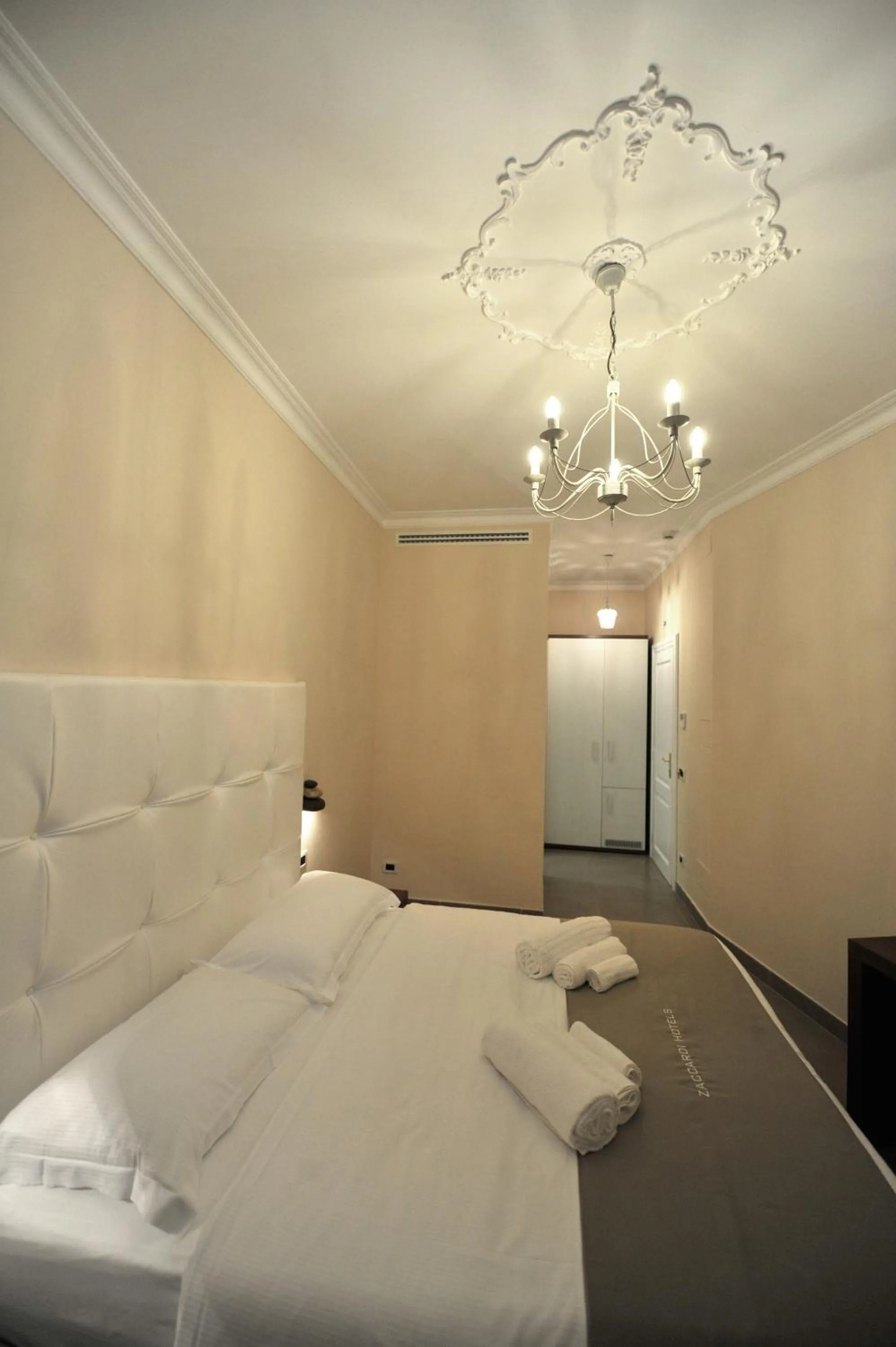 Photo of the whole room, Bed in Villa Zaccardi