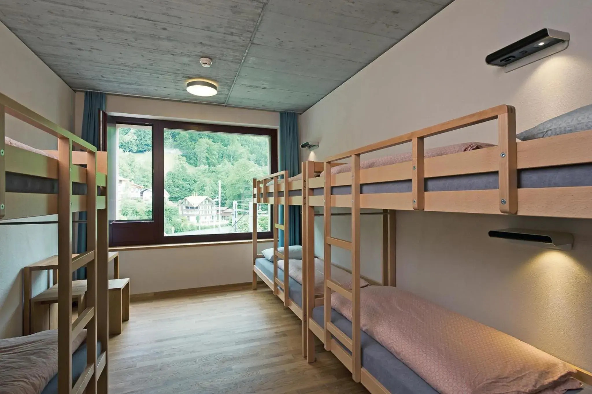 Photo of the whole room, Bunk Bed in Interlaken Youth Hostel