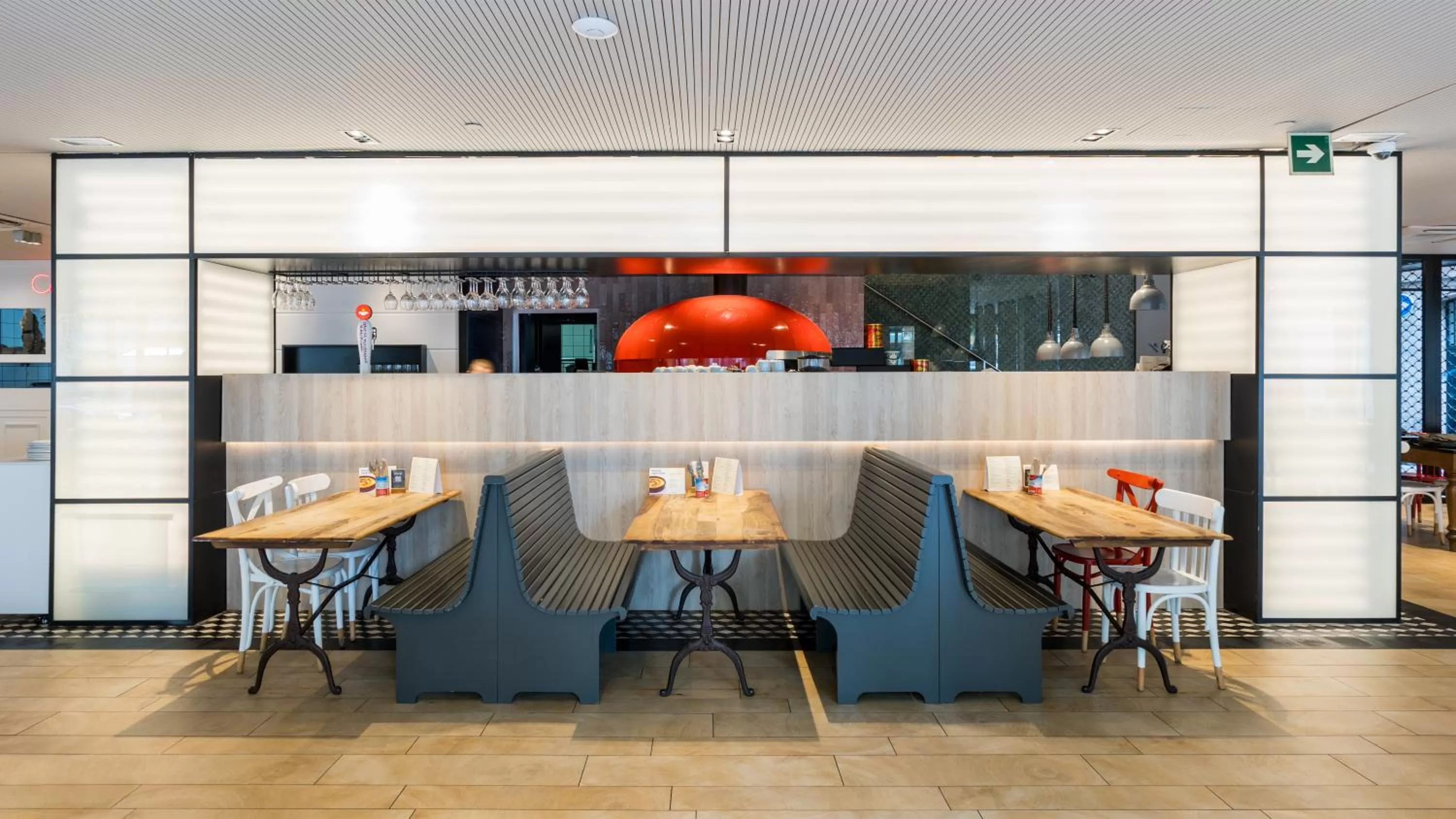 Restaurant/places to eat in Royal Ramblas