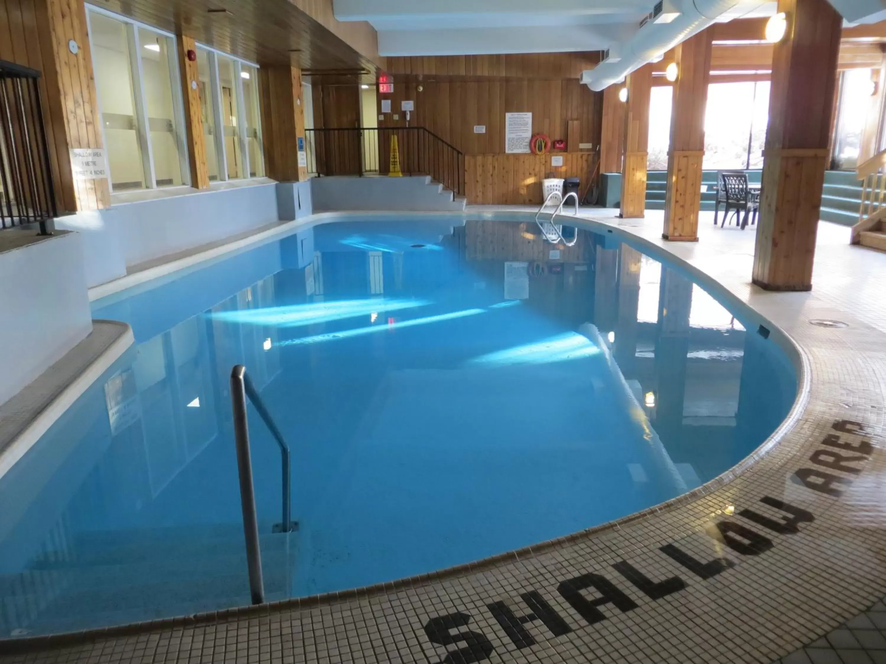 Swimming pool in Travelodge by Wyndham Thunder Bay ON Swimming pool in Travelodge by Wyndham Thunder Bay ON