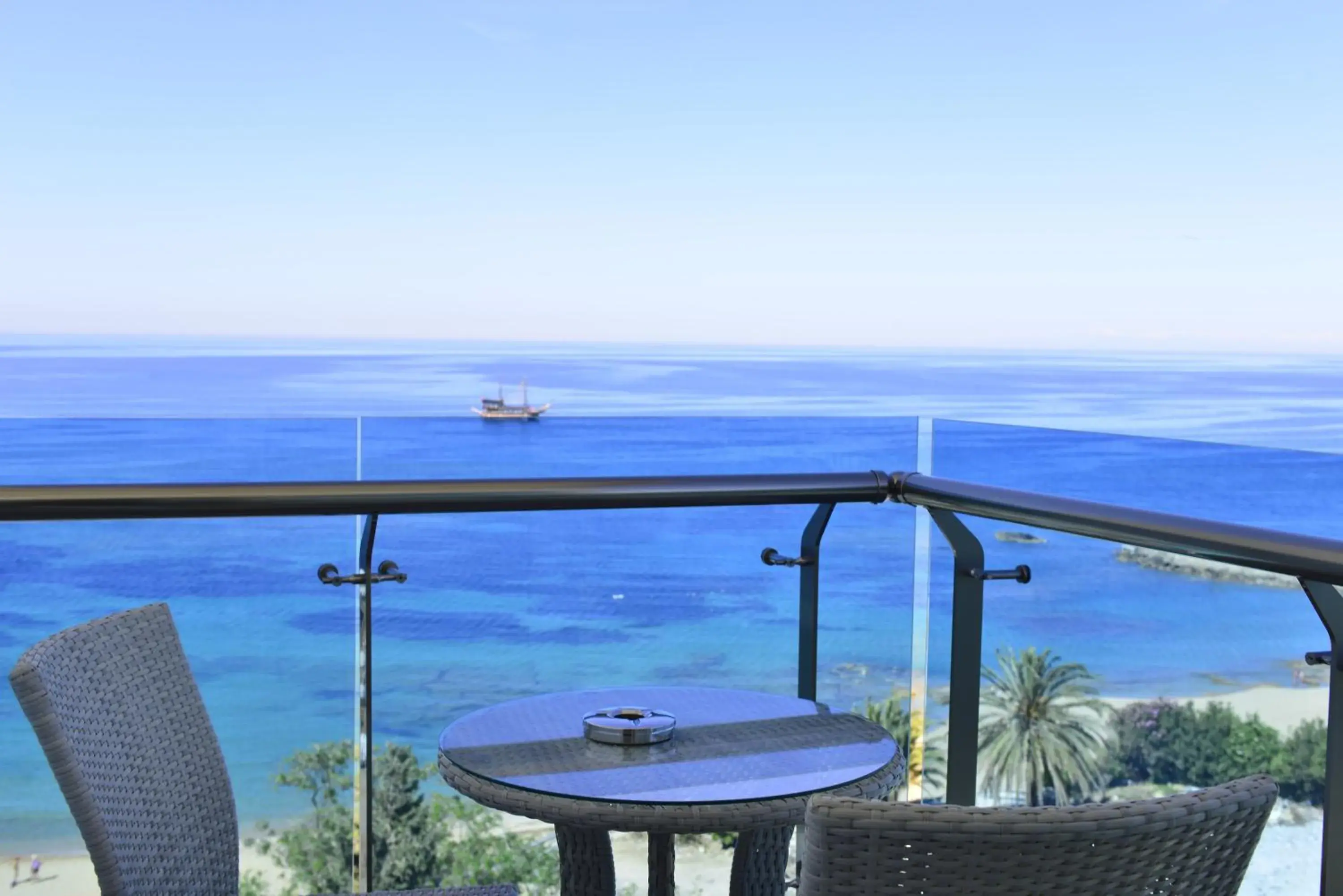 Balcony/Terrace, Sea View in Azura Deluxe Resort & Spa - Ultra All Inclusive