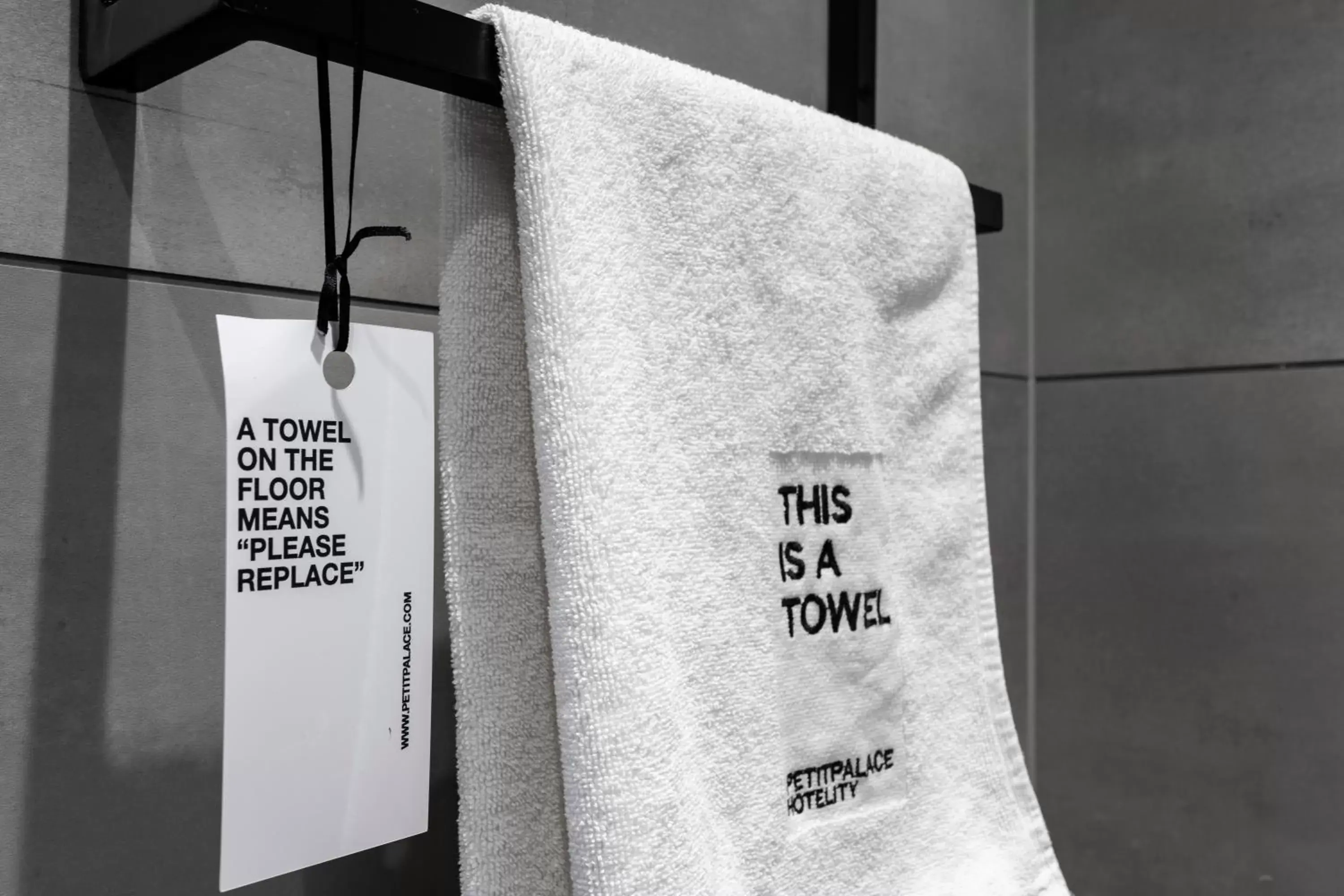 towels, Property Logo/Sign in Petit Palace Cliper-Gran Vía