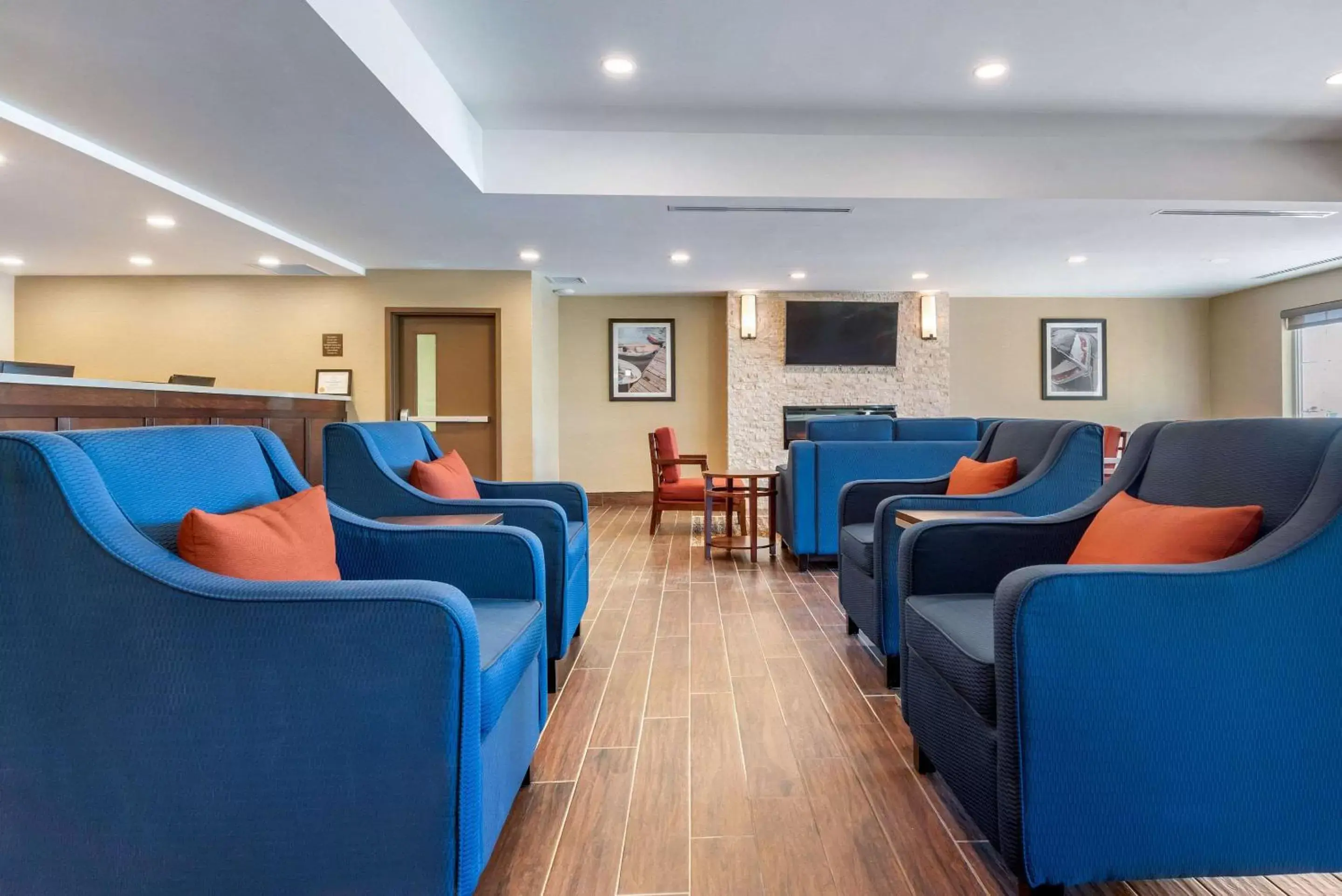 Lobby or reception in Comfort Inn & Suites