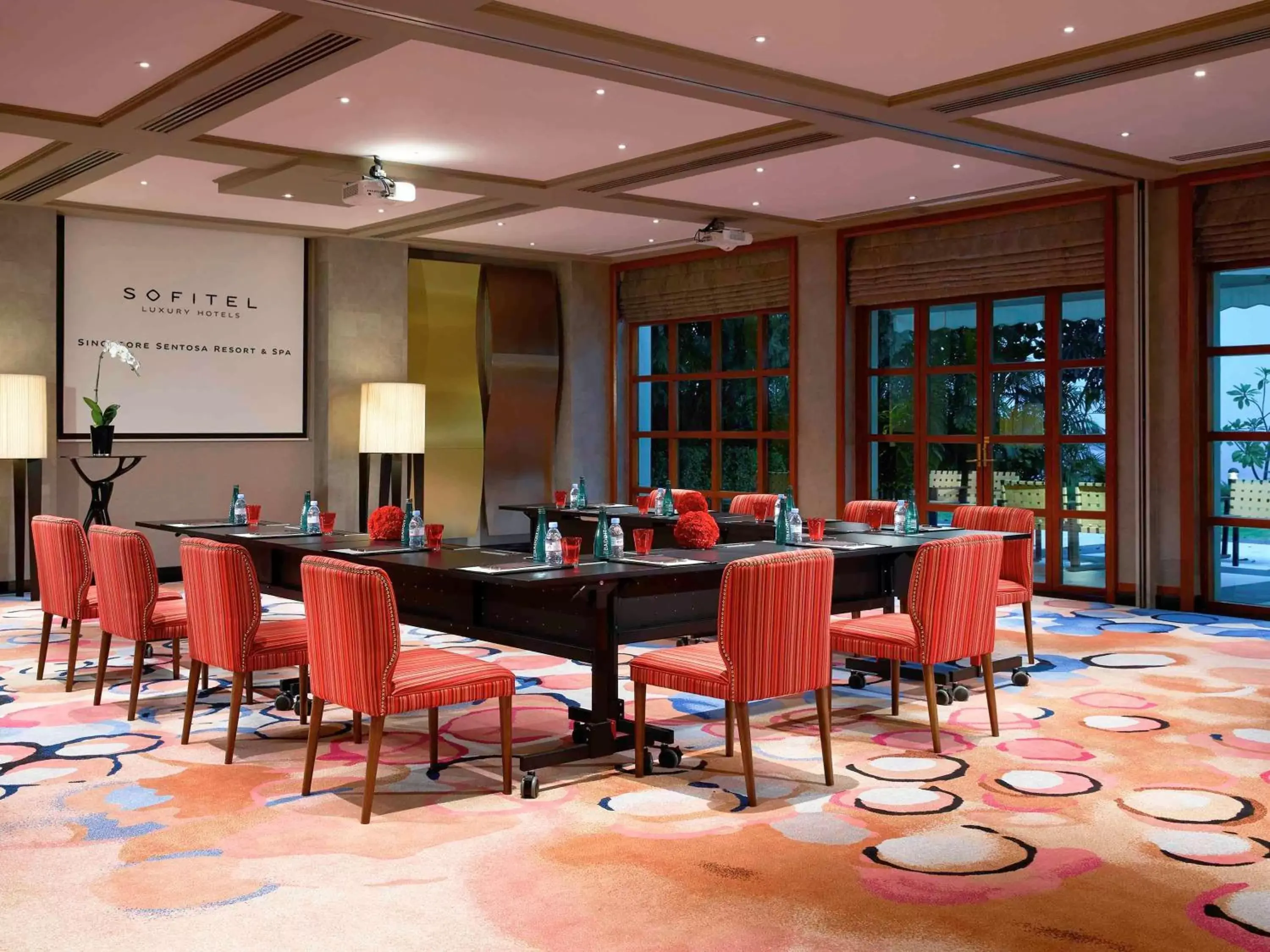 On site, Restaurant/Places to Eat in Sofitel Singapore Sentosa Resort & Spa