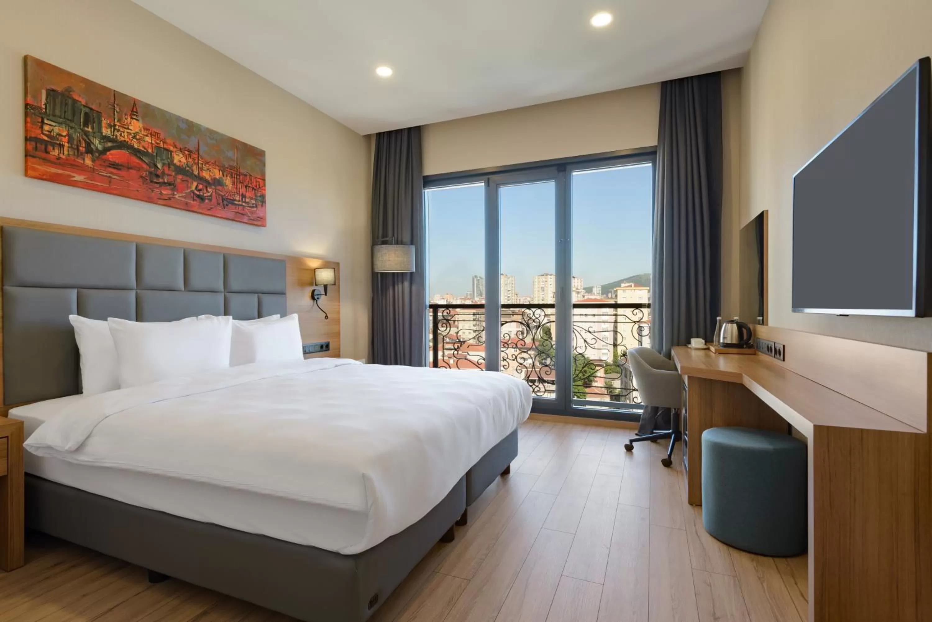 Queen Room - single occupancy in Tryp by Wyndham Istanbul Atasehir