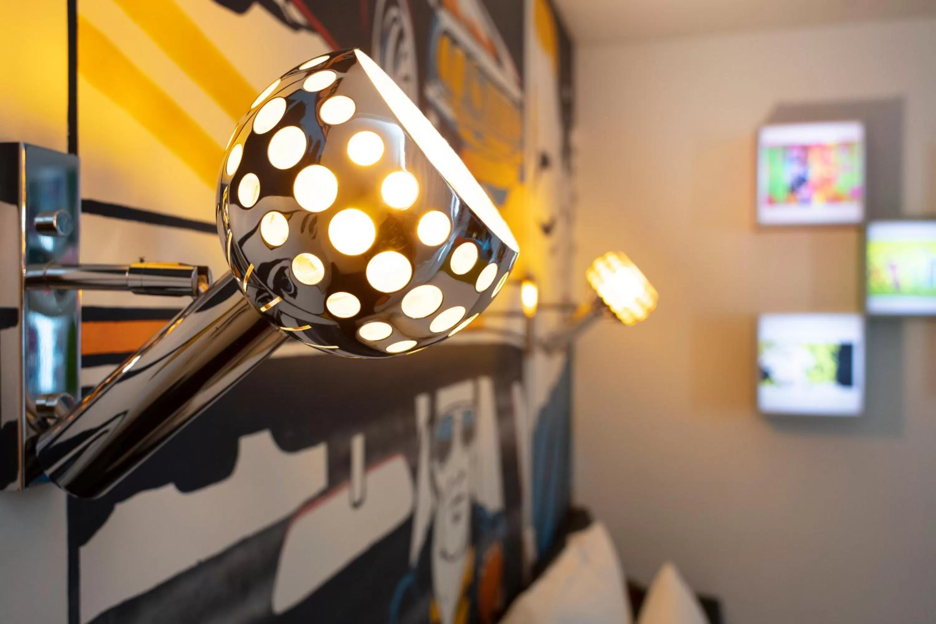 Decorative detail, Bed in Urban Style hotel de l'Europe