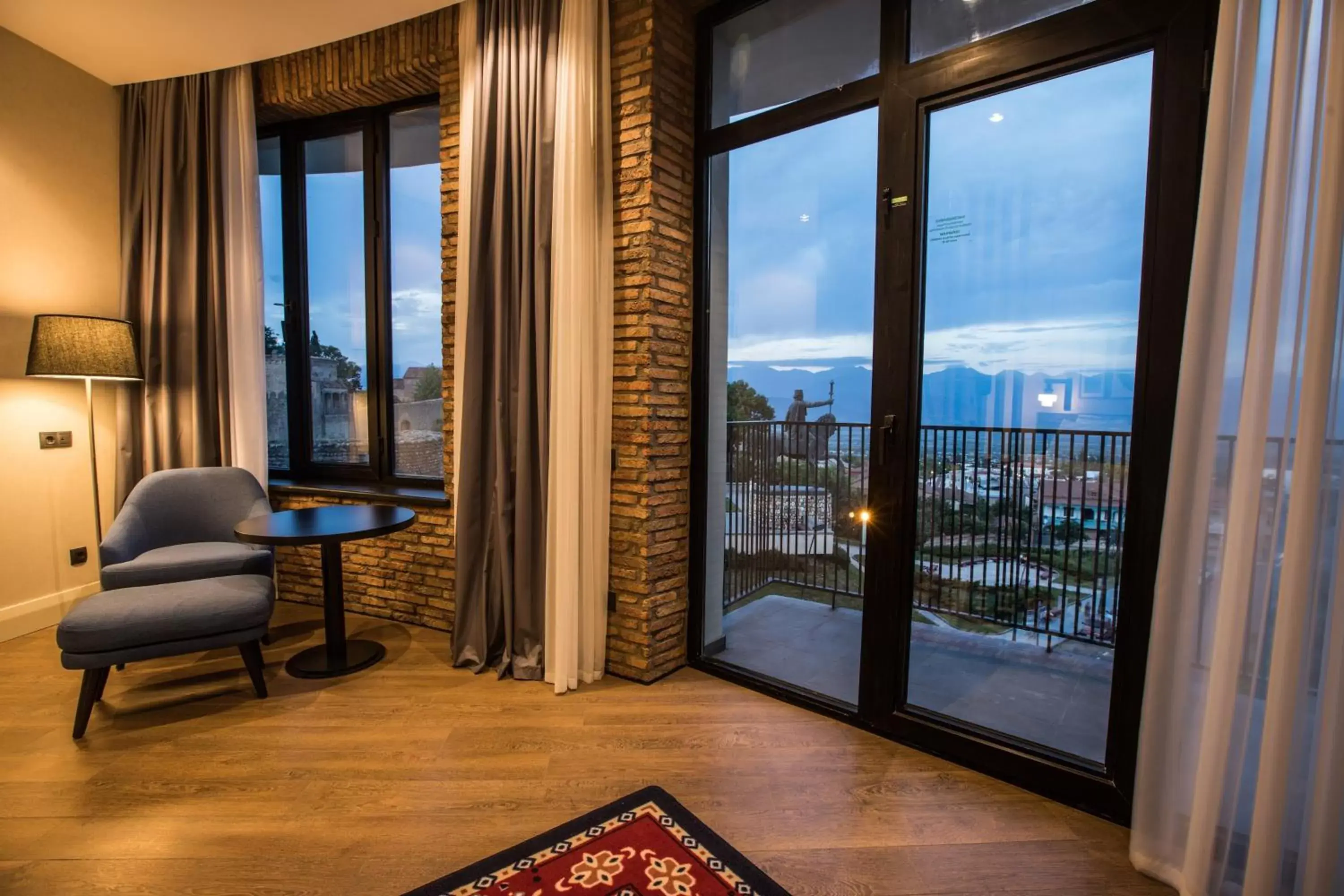 Photo of the whole room in Holiday Inn Telavi by IHG Photo of the whole room in Holiday Inn Telavi by IHG