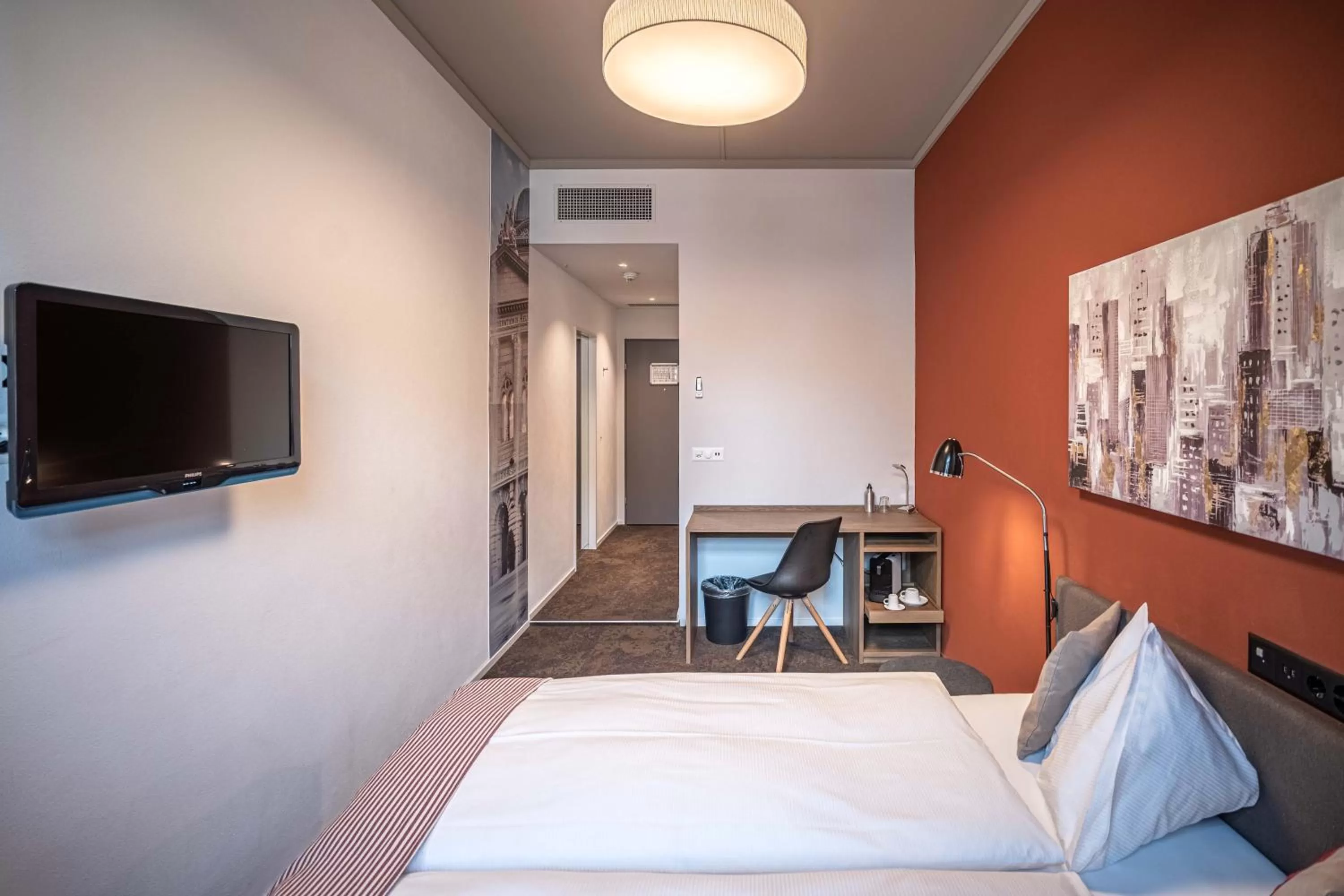 Photo of the whole room, Bed in Hotel Bären am Bundesplatz