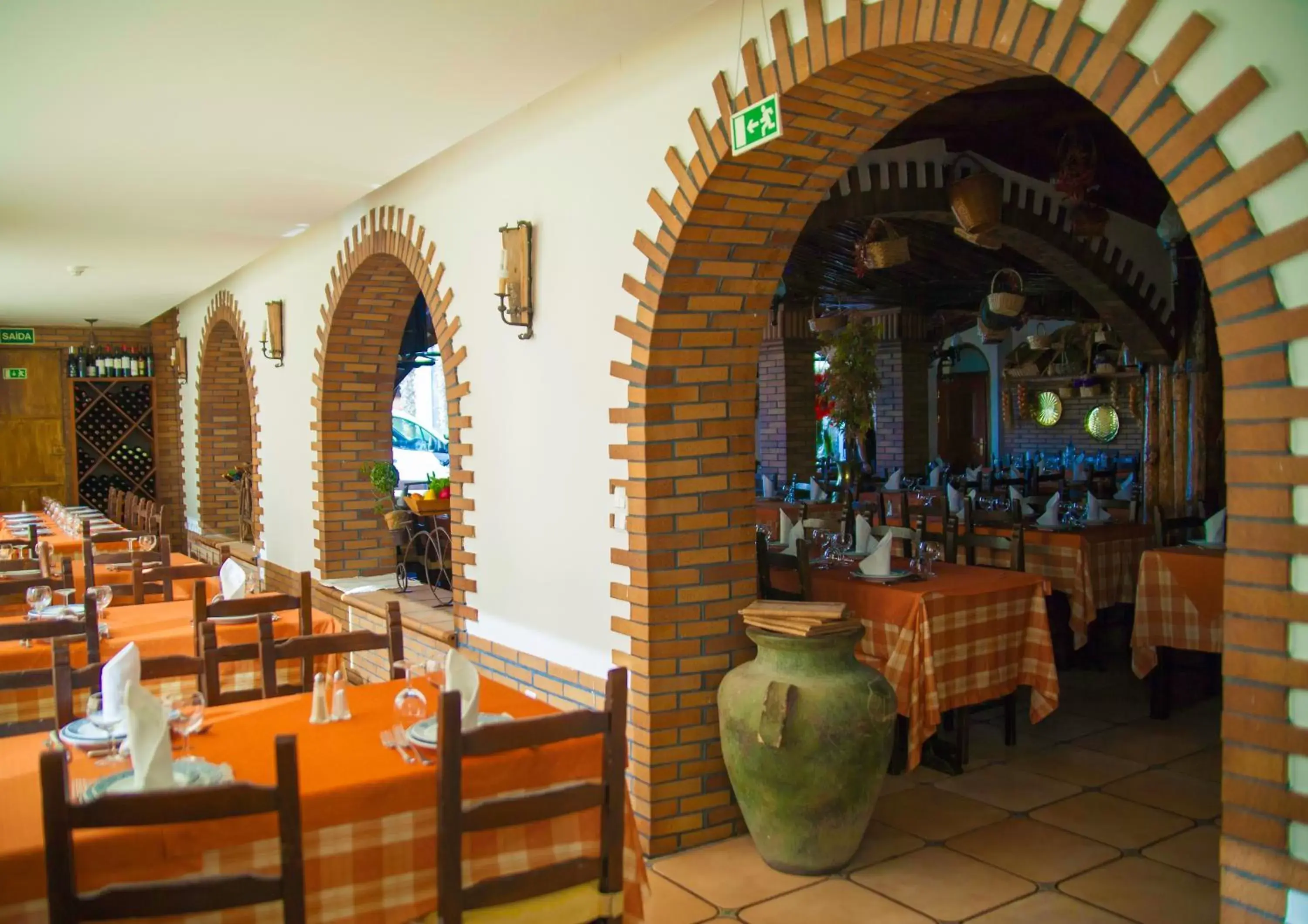 Restaurant/Places to Eat in Alambique - Hotel Resort & Spa