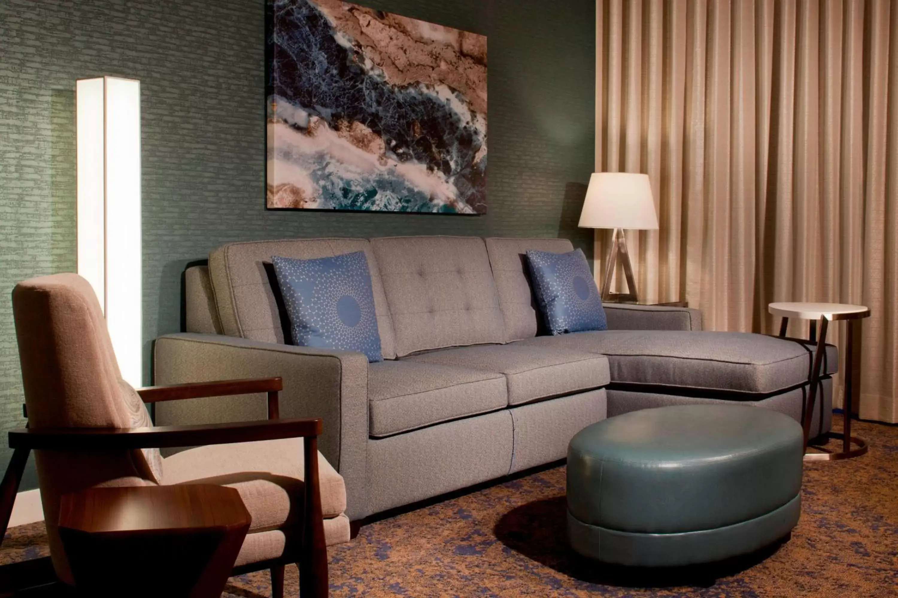 Living room, Seating Area in The Westin Dallas Downtown