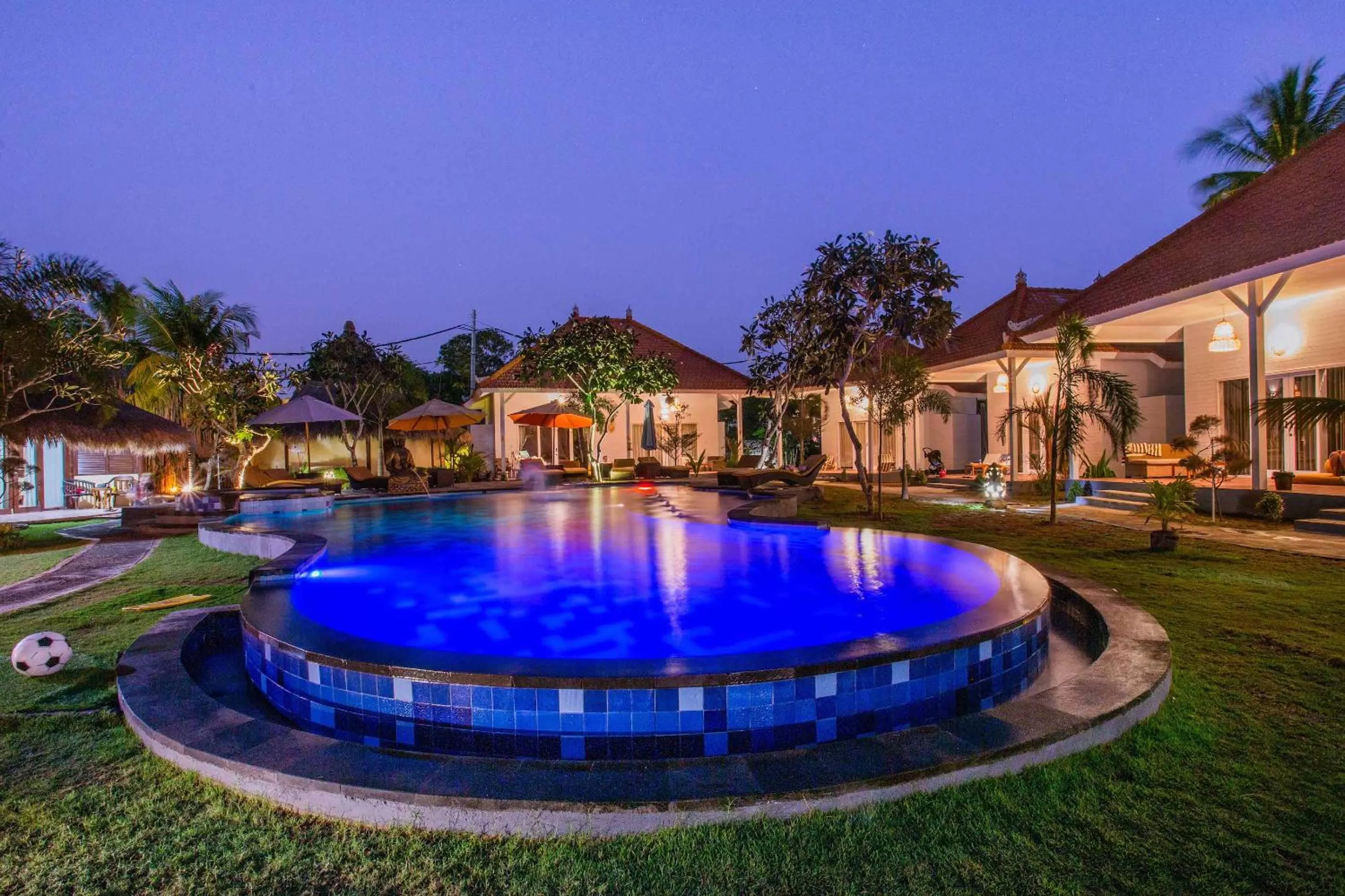 Swimming pool in Sanghyang Bay Villas