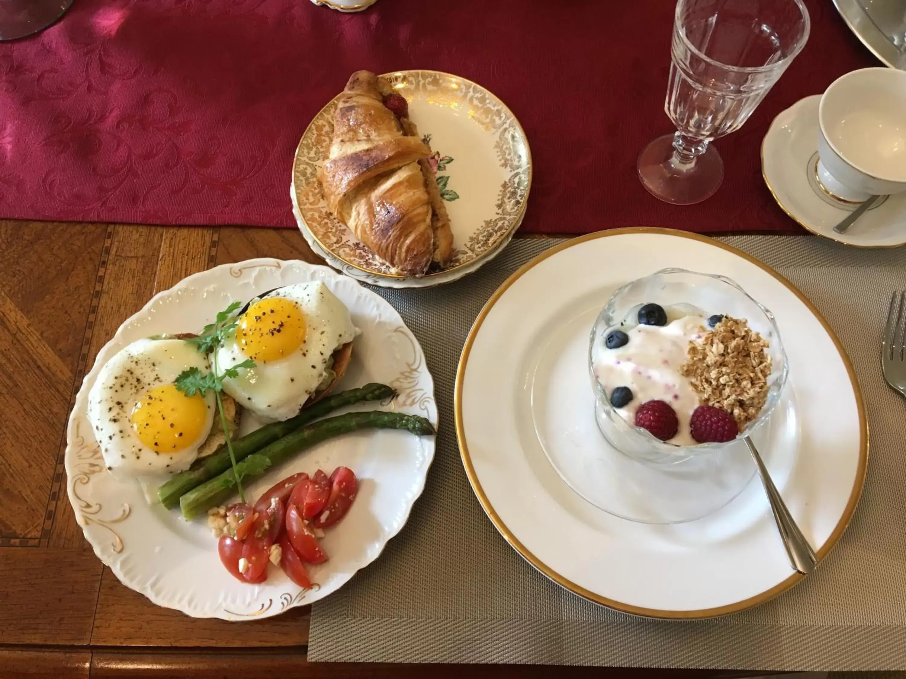 Breakfast in Darlington House Bed and Breakfast