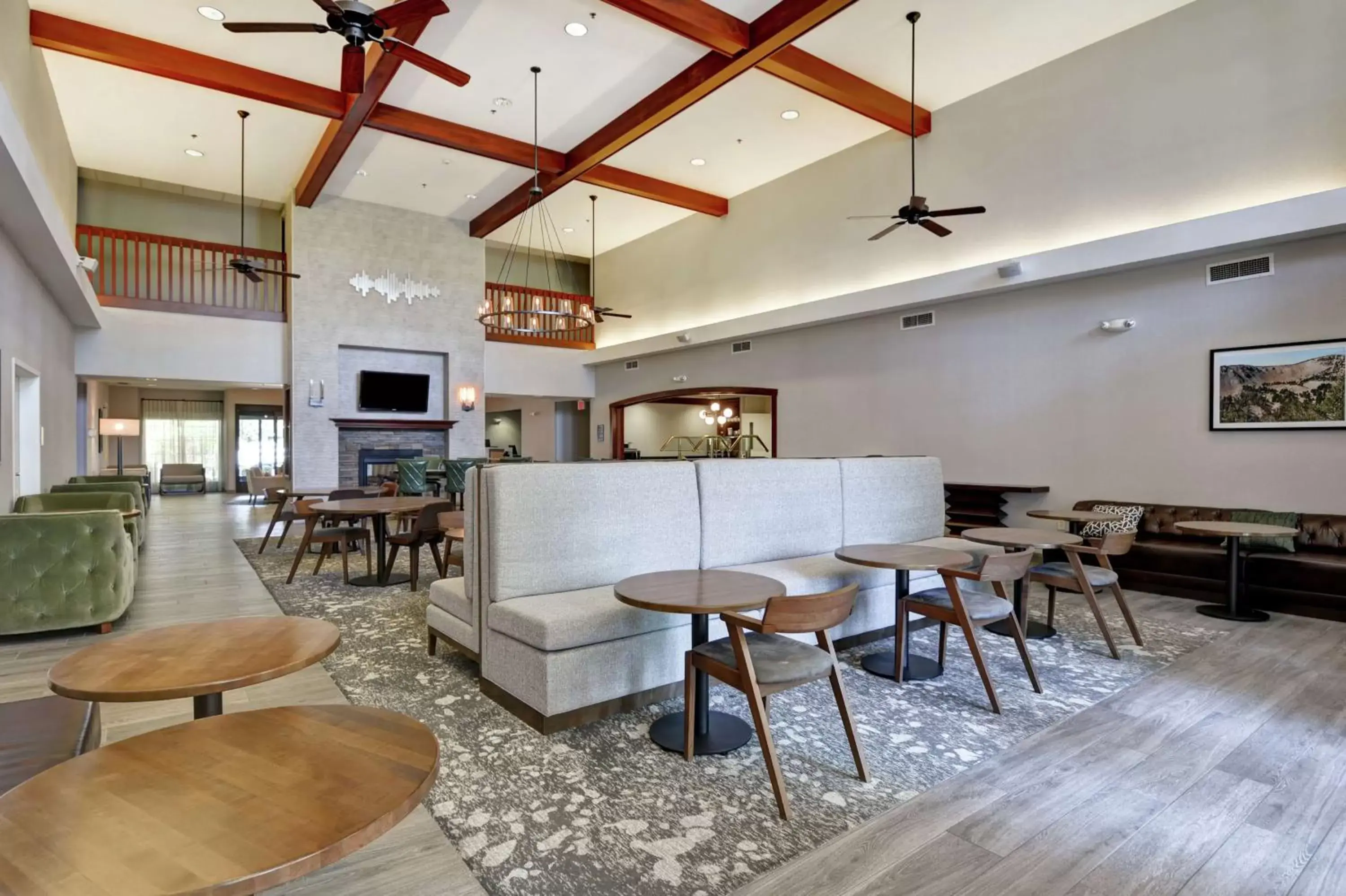 Lobby or reception, Lounge/Bar in Homewood Suites by Hilton Reno