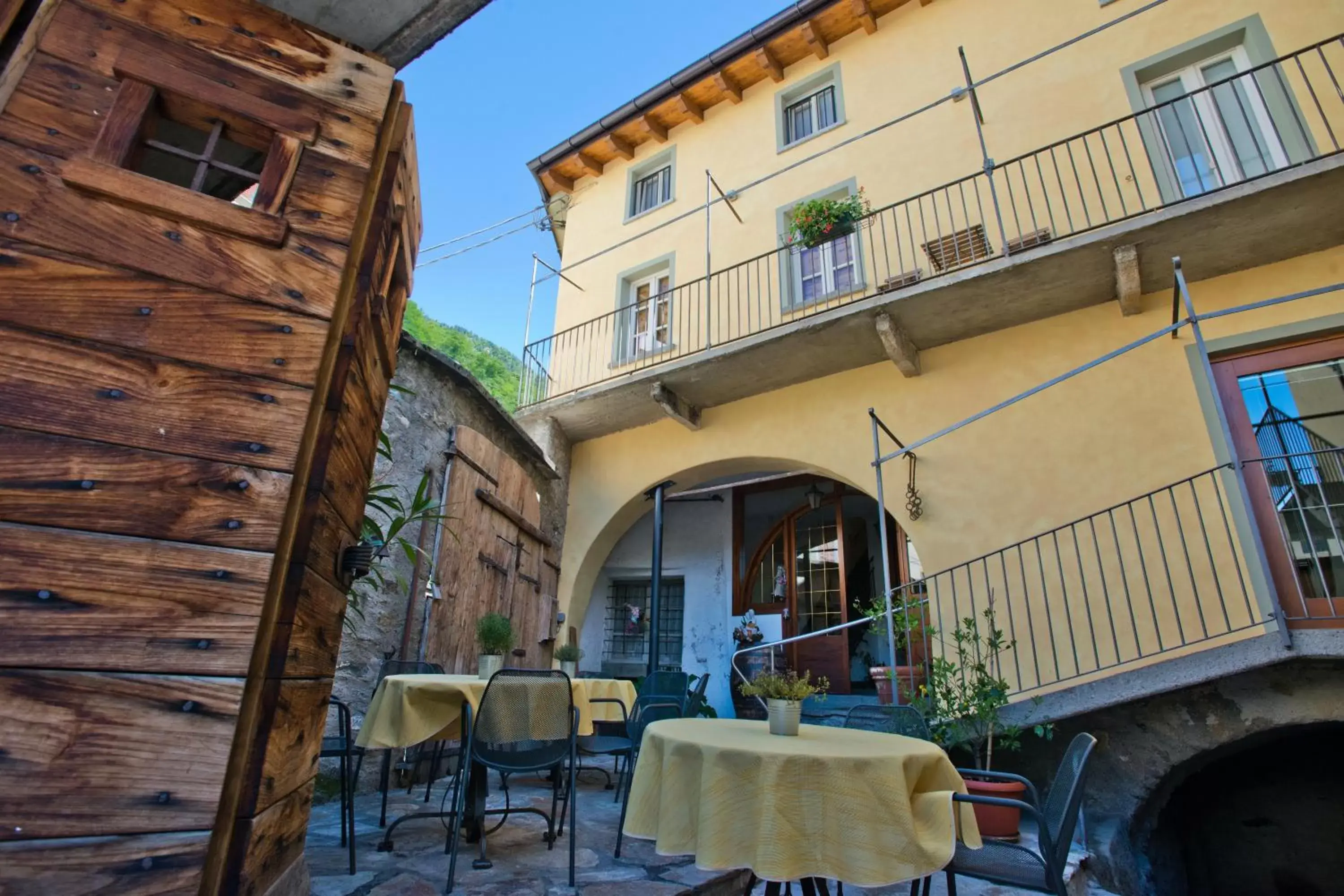 Property building in Hotel Garni Le Corti