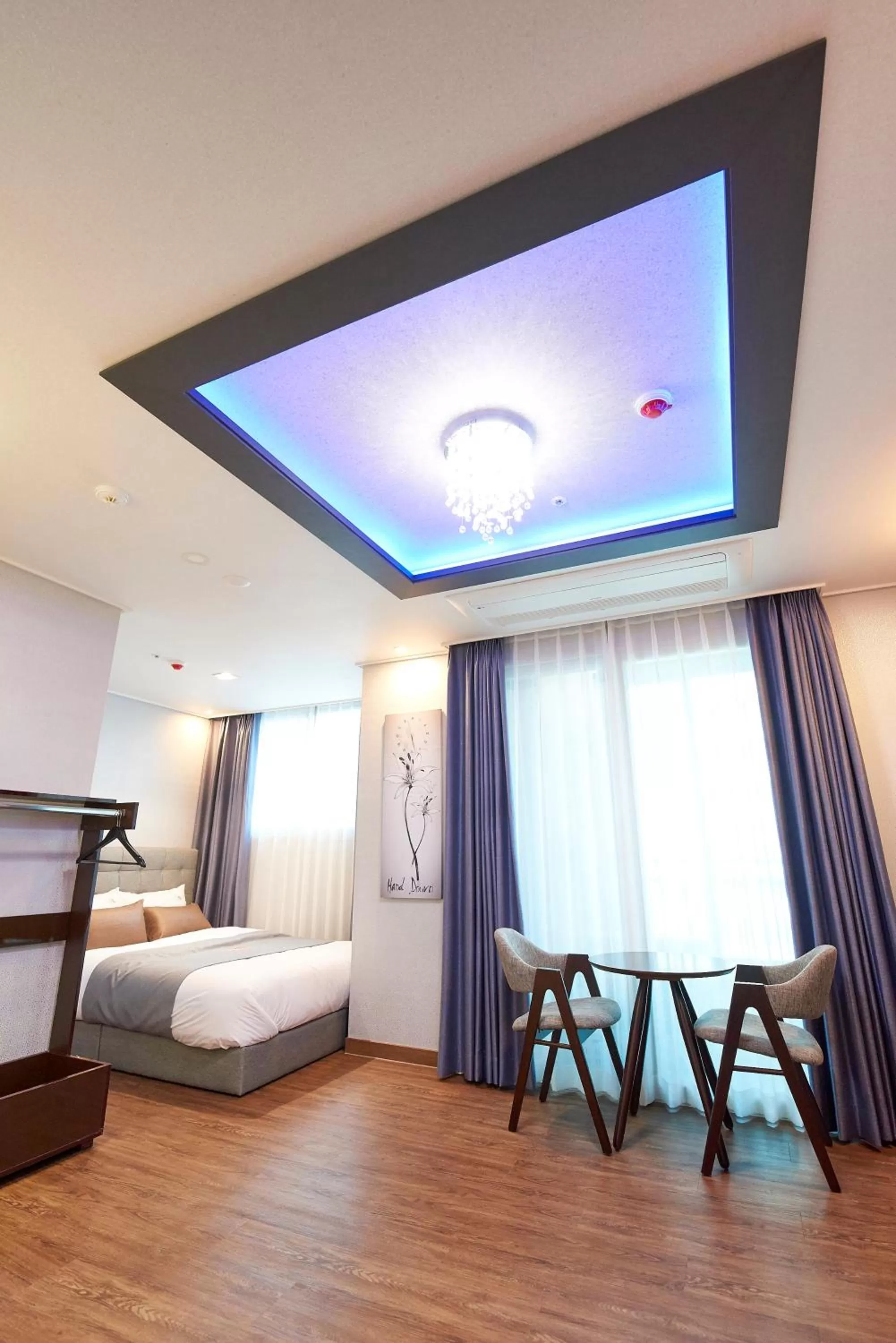 Seating Area in The Port Hotel Busan