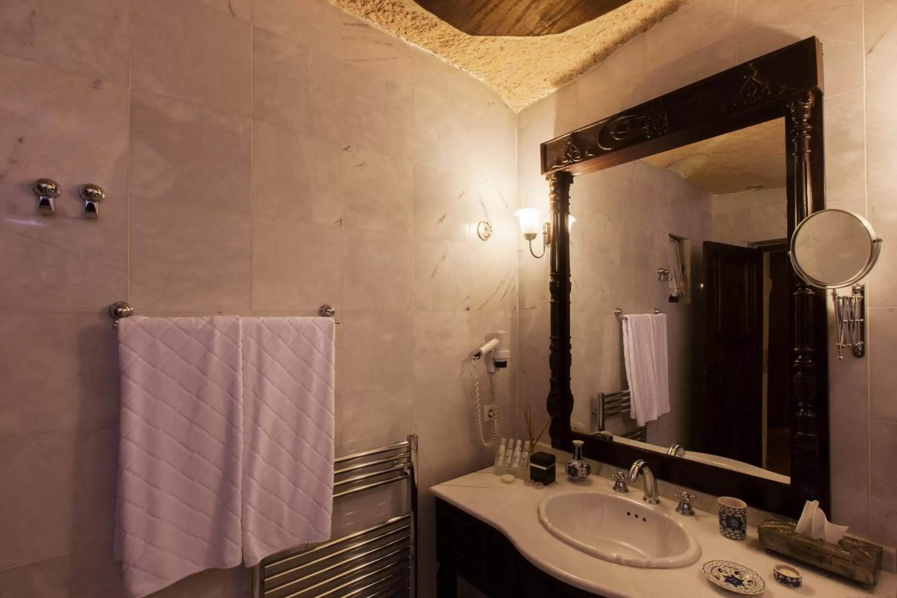 Bathroom in Yunak Evleri Cappadocia