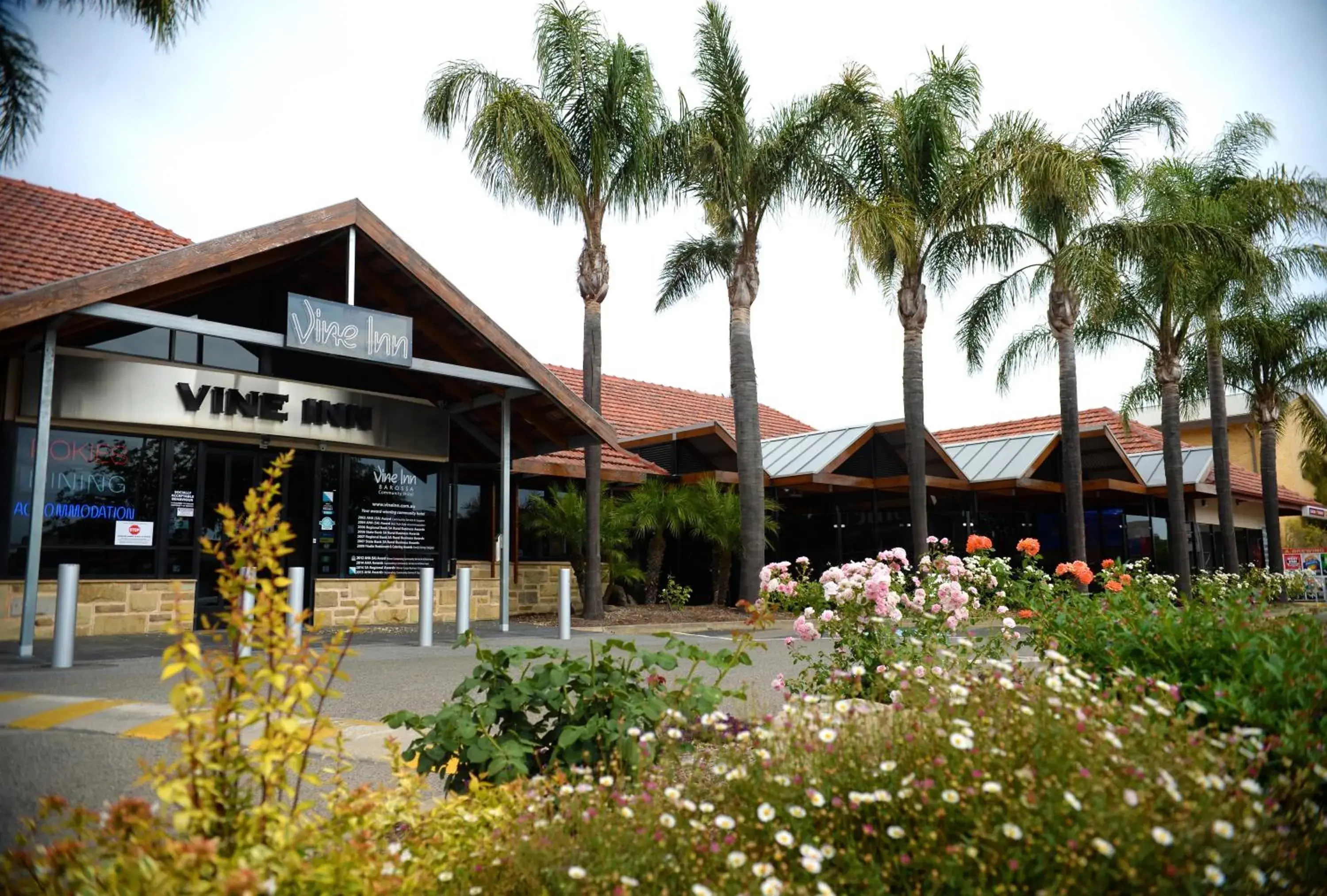 Facade/entrance, Property Building in Vine Inn Barossa