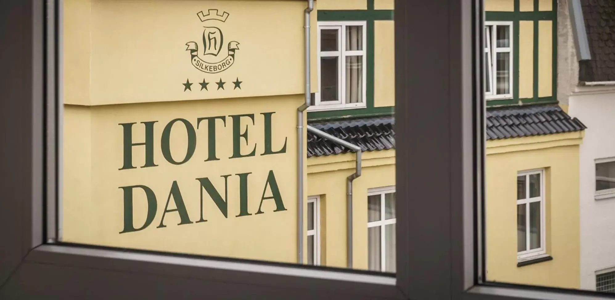 Property logo or sign in Hotel Dania