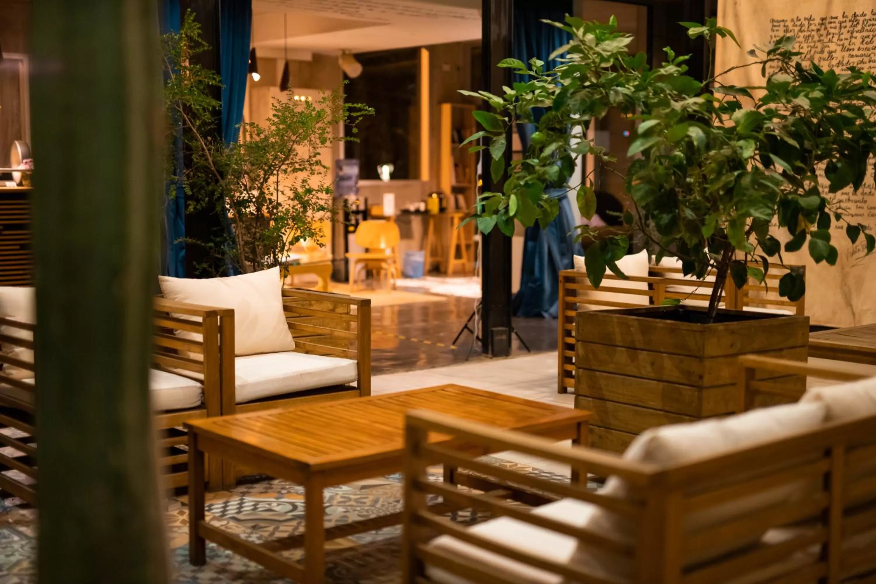 Patio in Verso Hotel