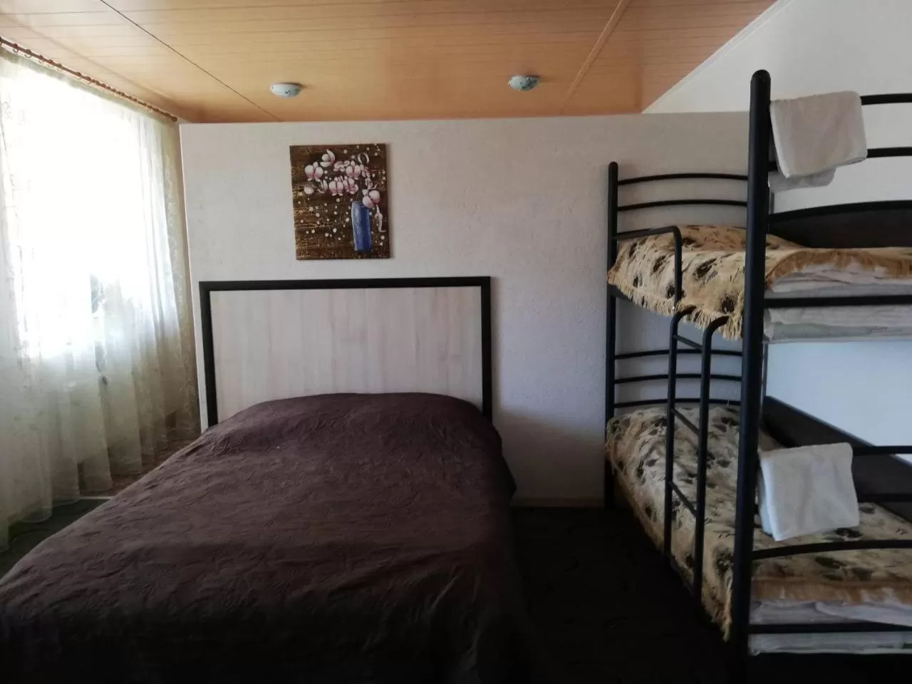 Bed in Monte-Kristo Hotel