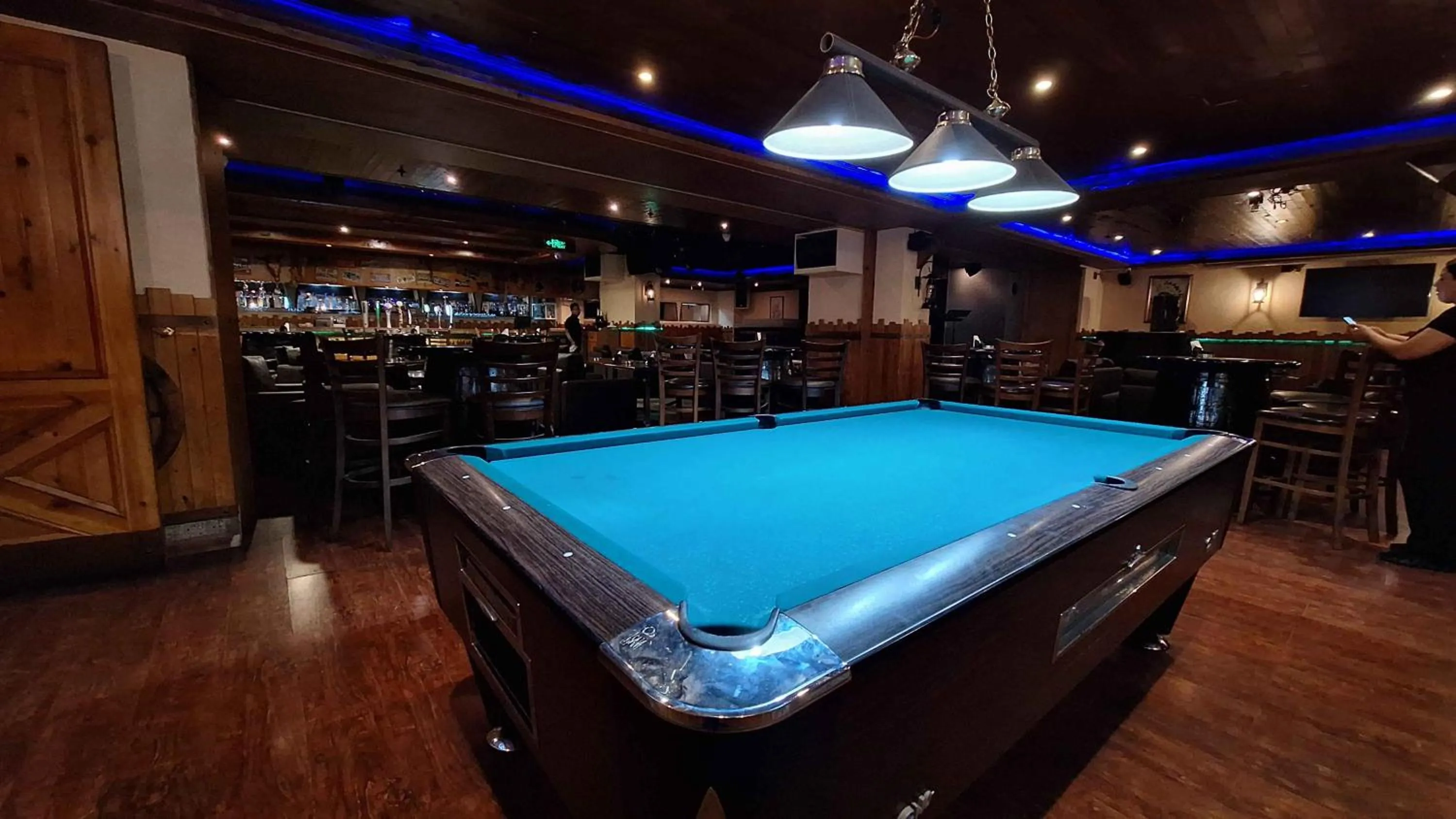 Billiard in Avenue Hotel Dubai