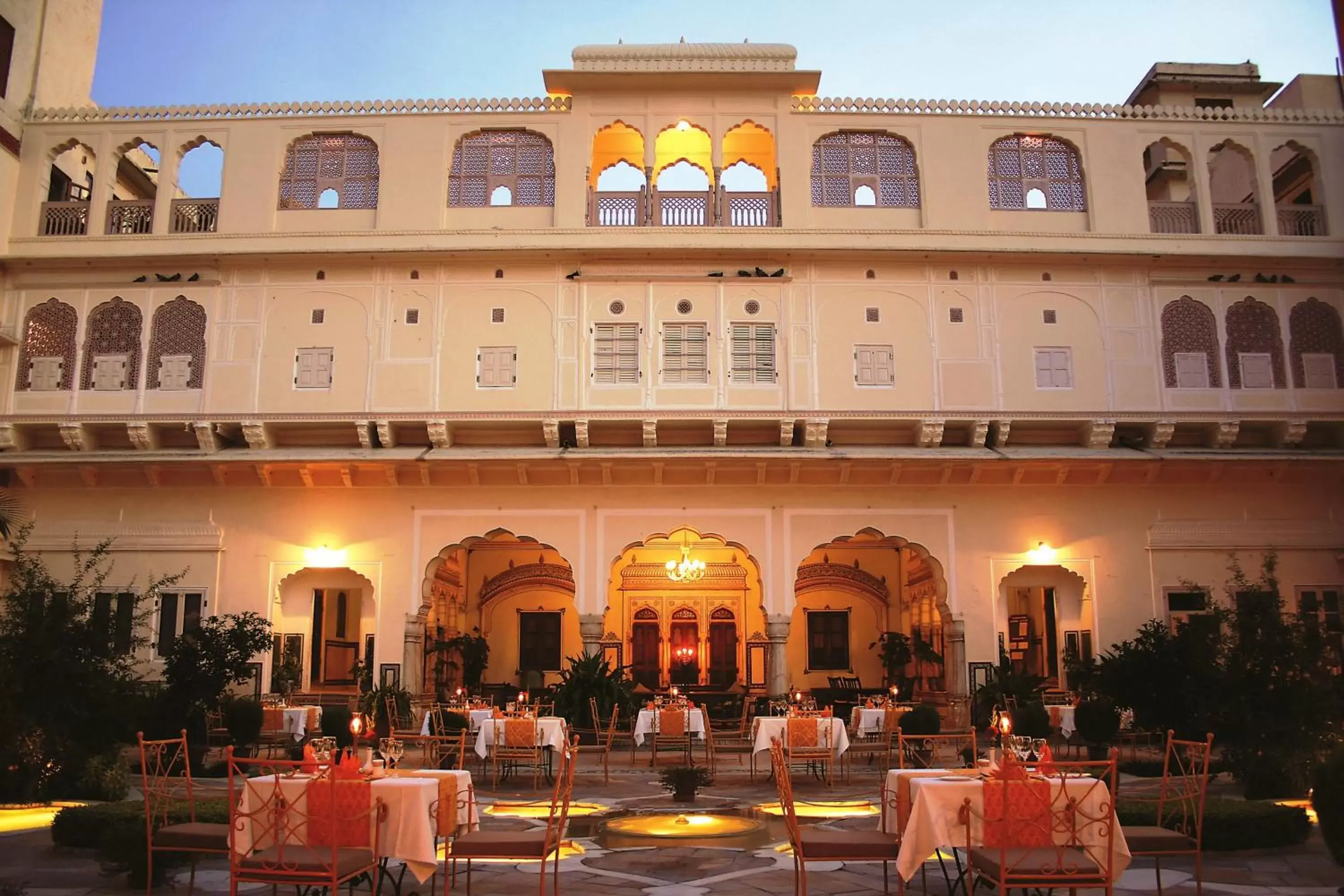 Restaurant/places to eat in Samode Haveli Restaurant/places to eat in Samode Haveli